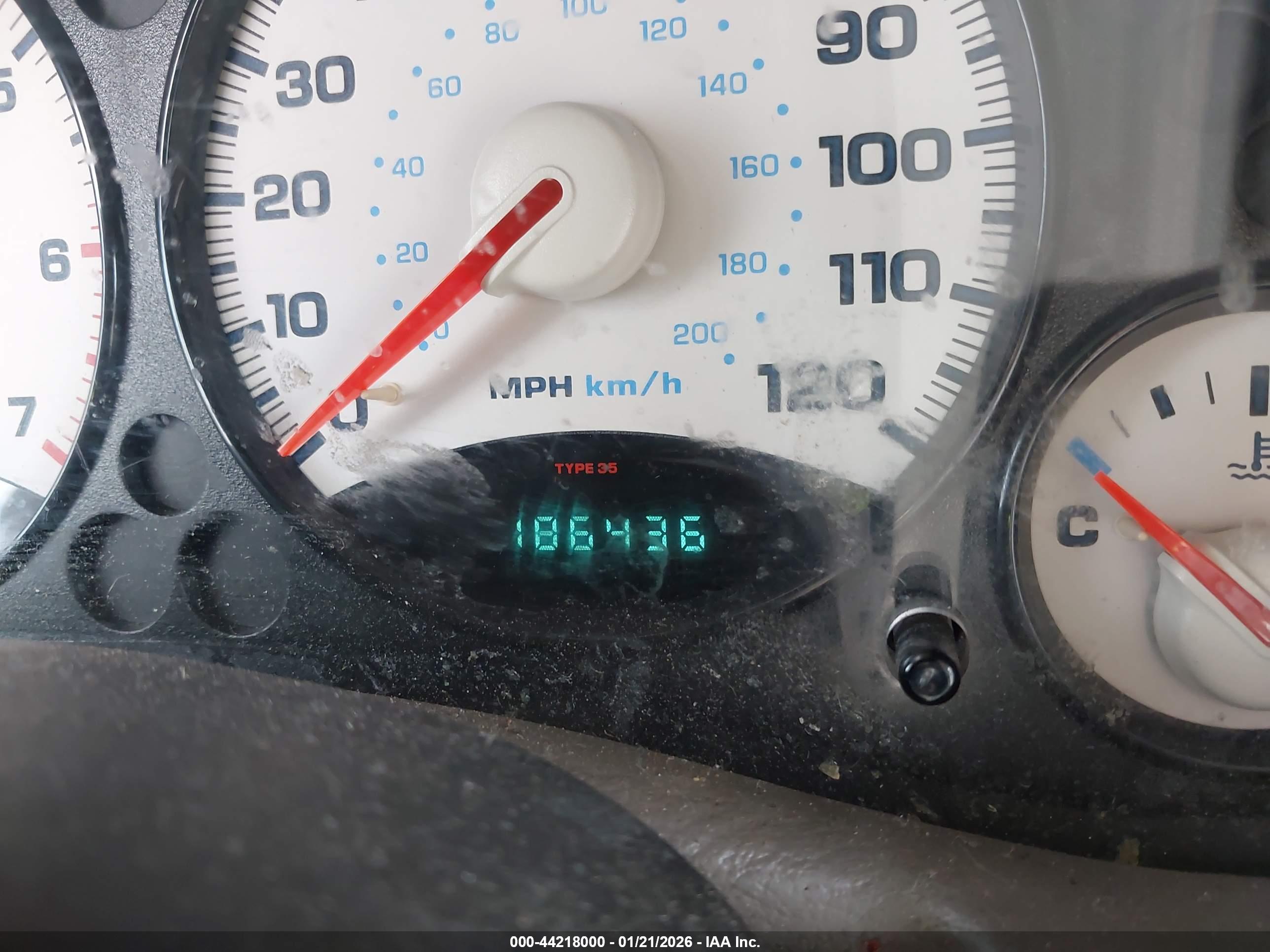 JEEP LIBERTY image 7