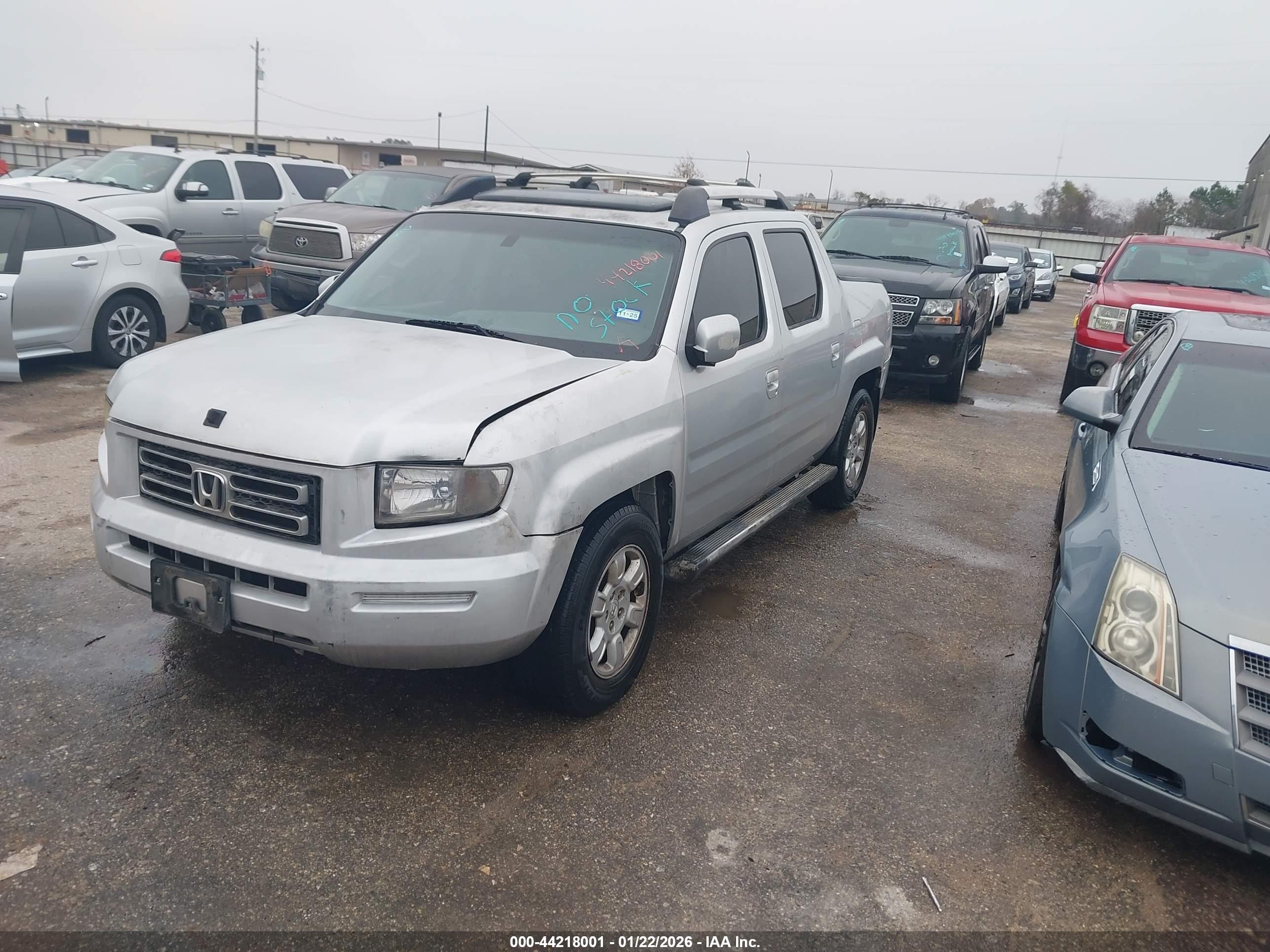 HONDA RIDGELINE image 2