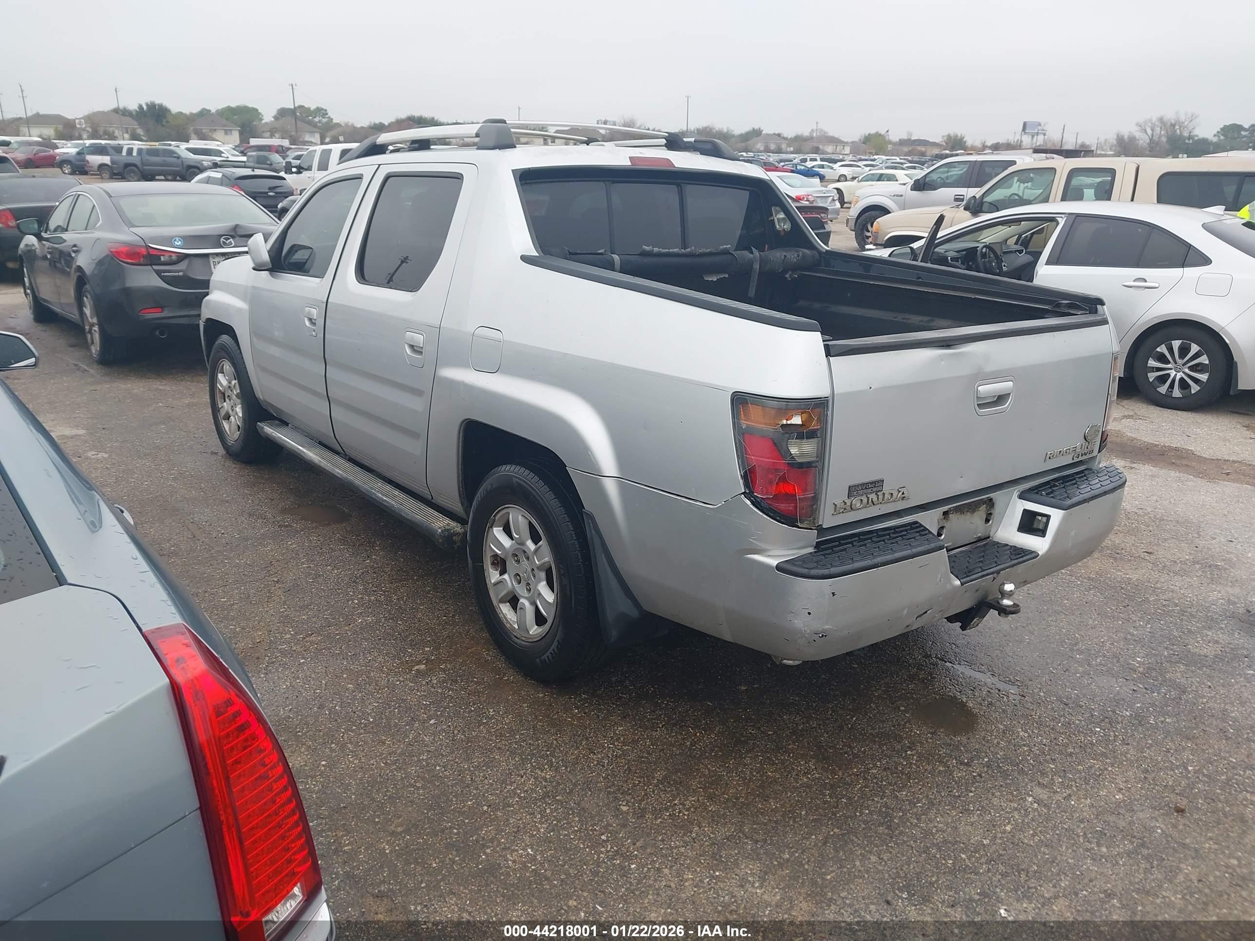 HONDA RIDGELINE image 3