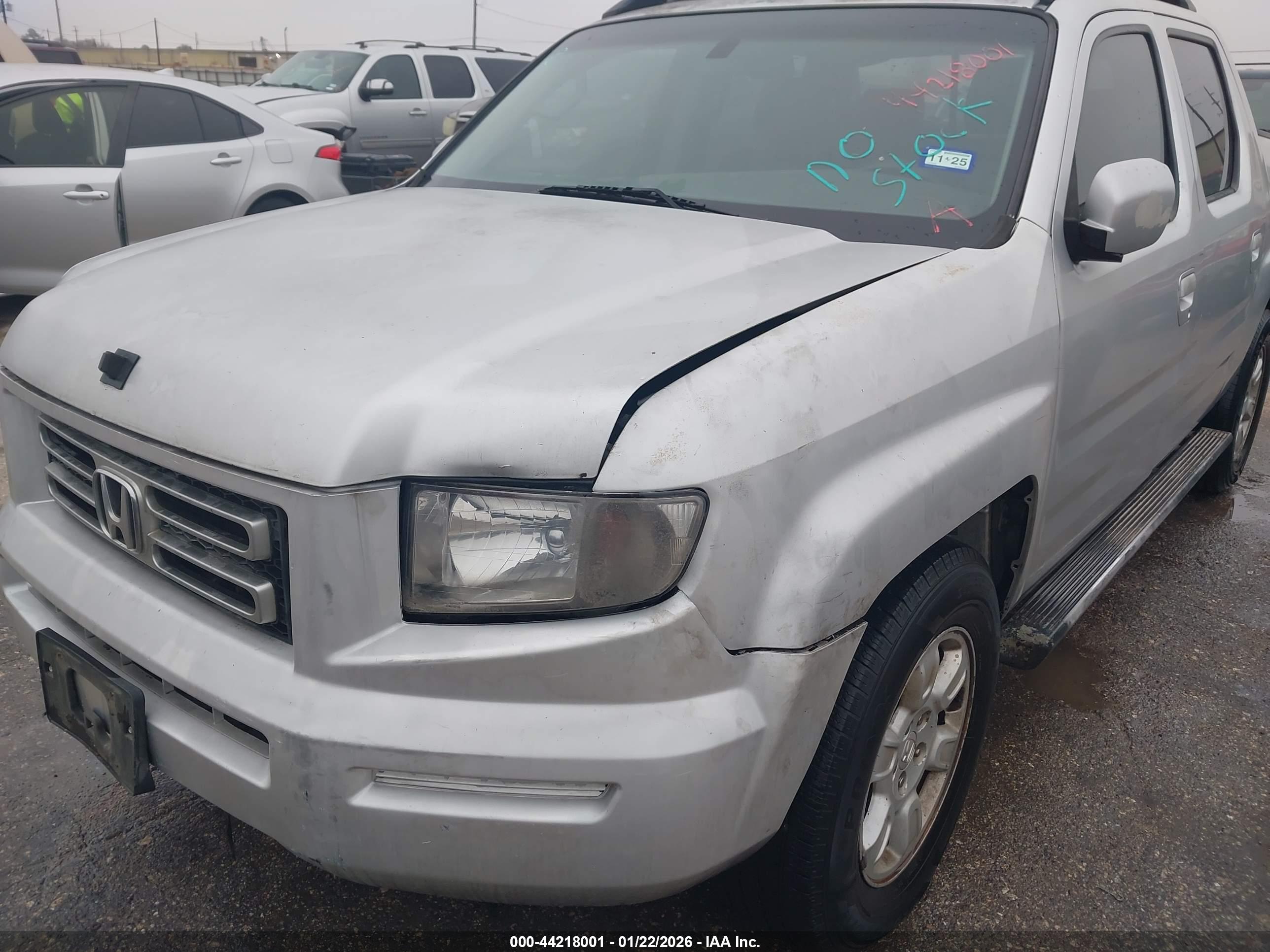 HONDA RIDGELINE image 6