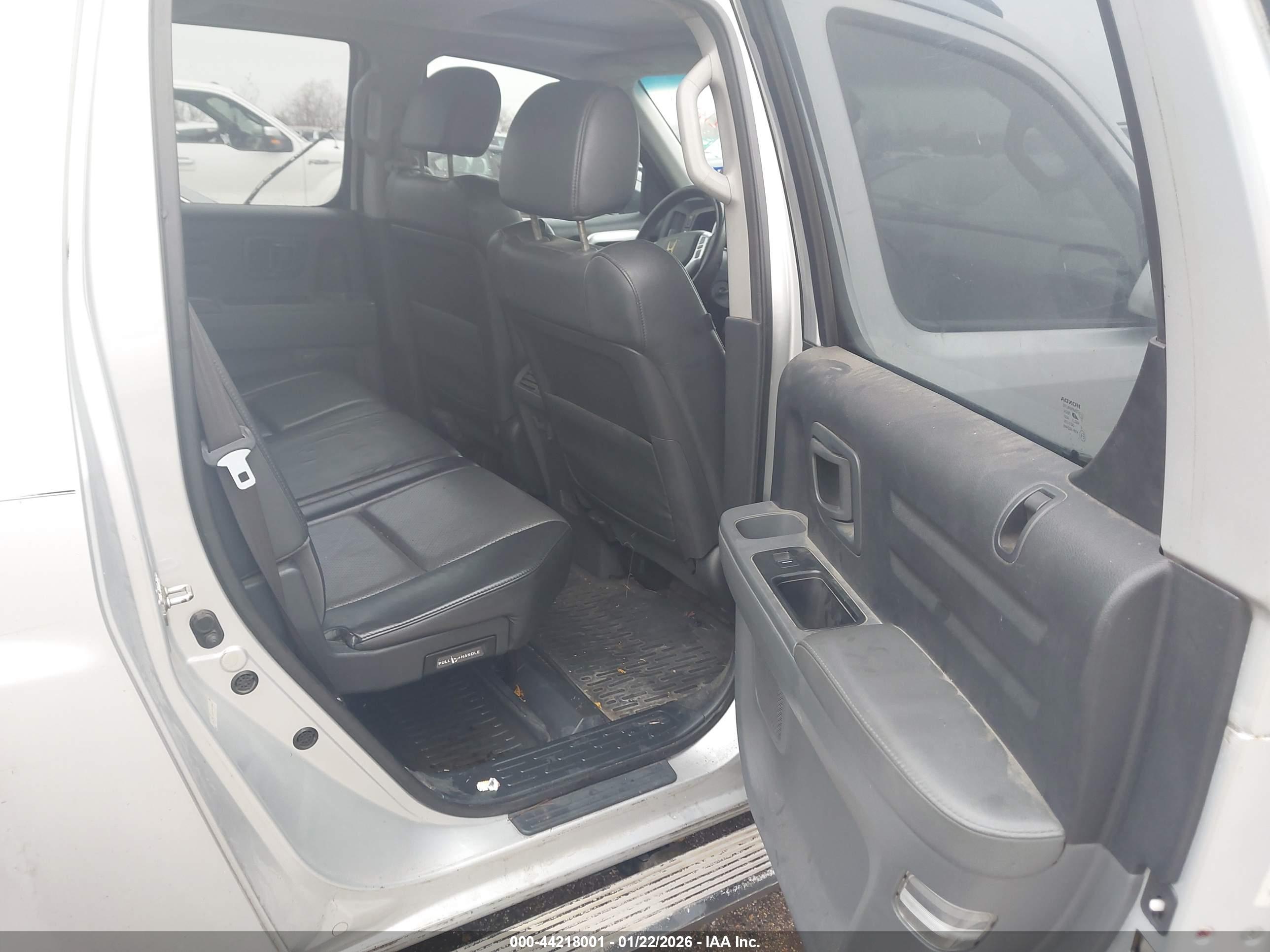 HONDA RIDGELINE image 8