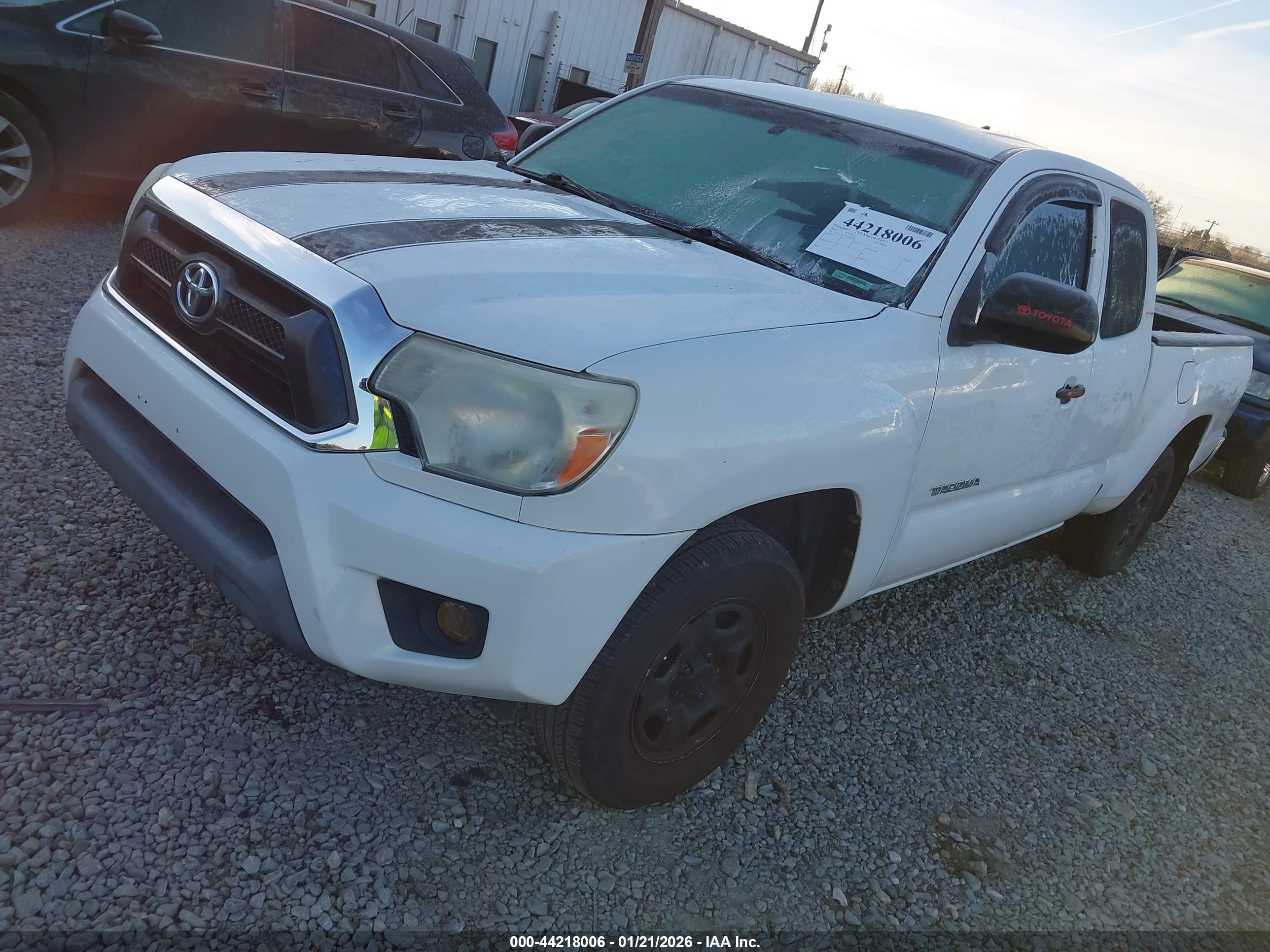 TOYOTA TACOMA image 2