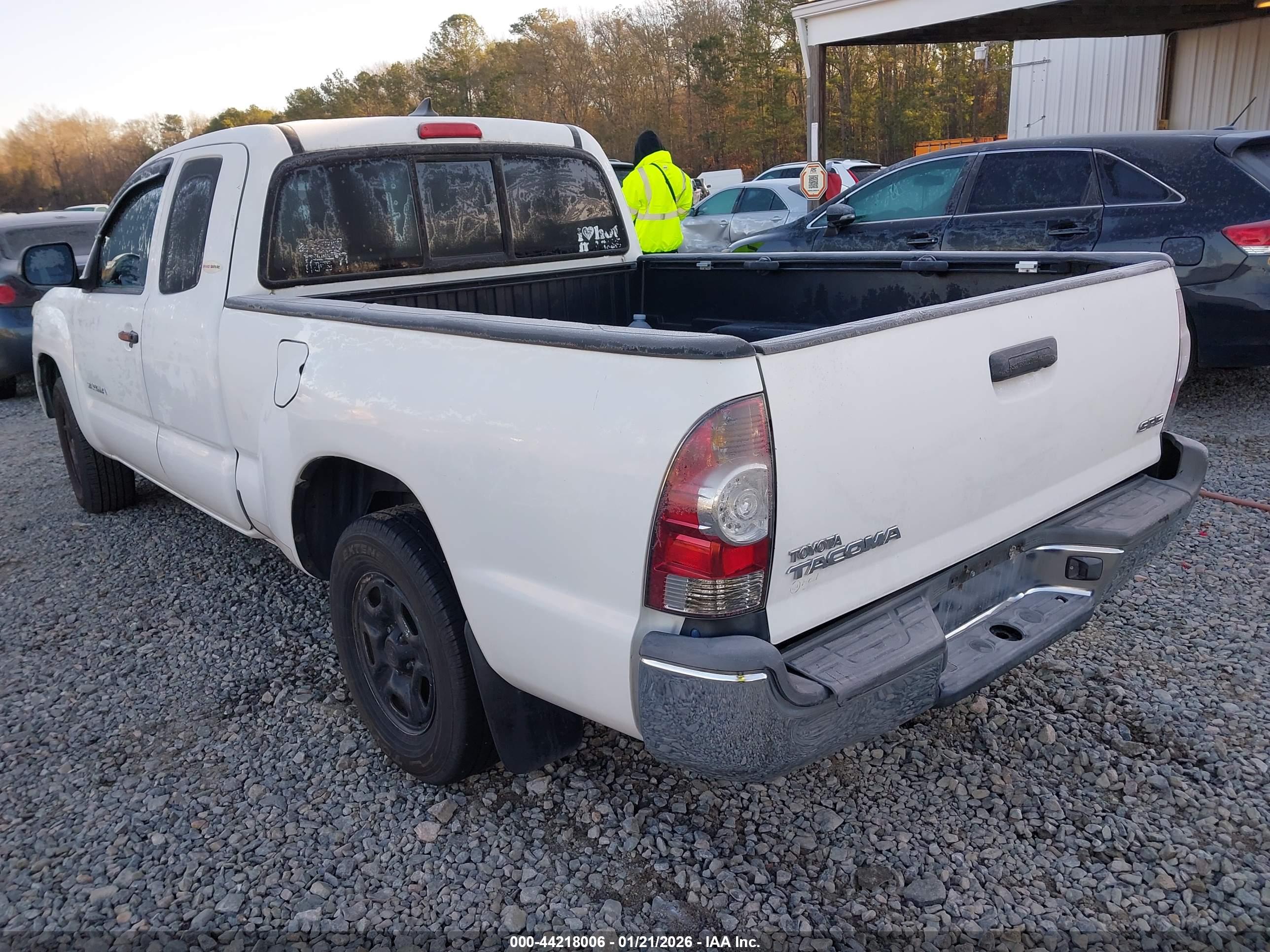 TOYOTA TACOMA image 3