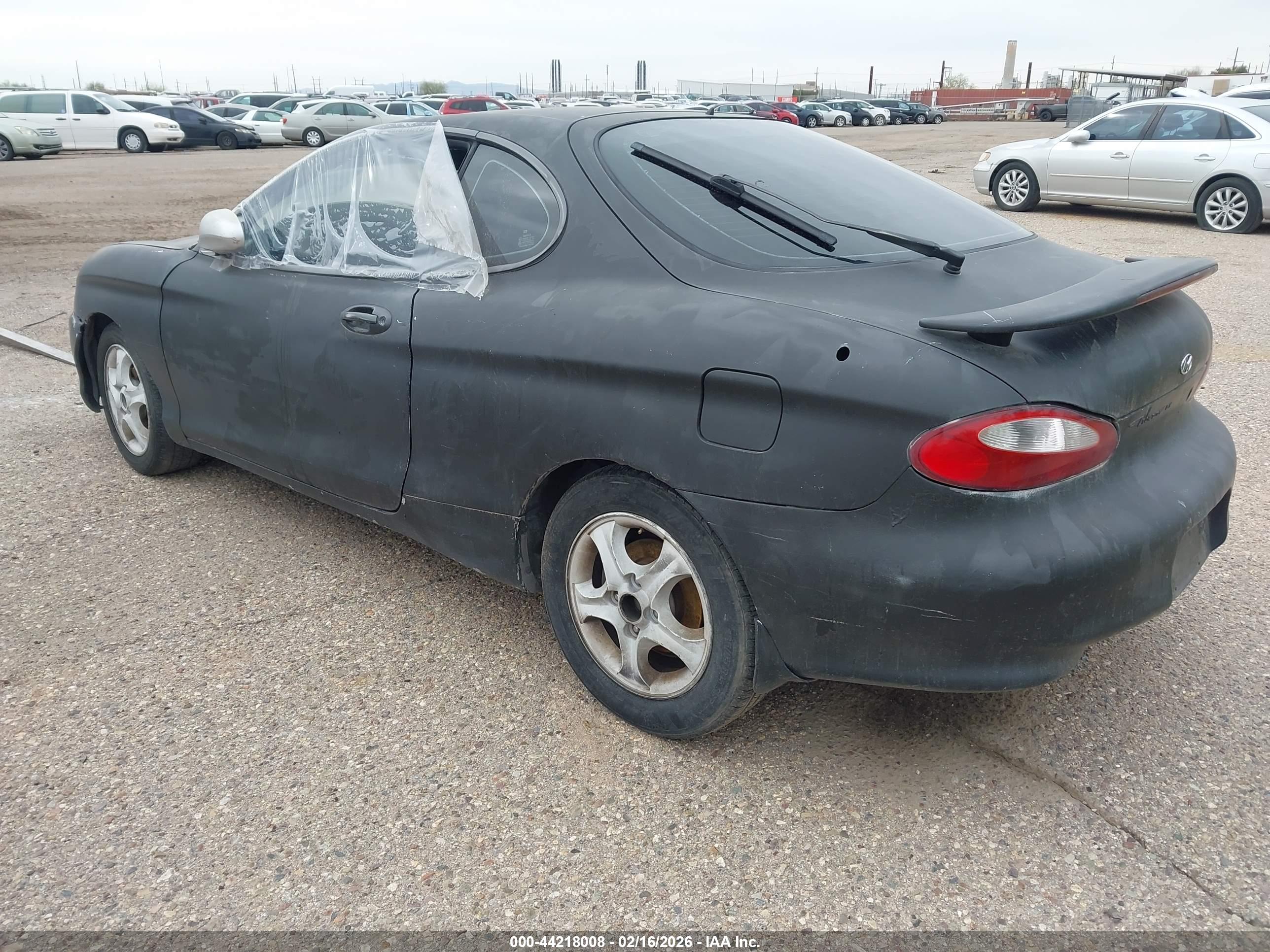 HYUNDAI TIBURON image 3