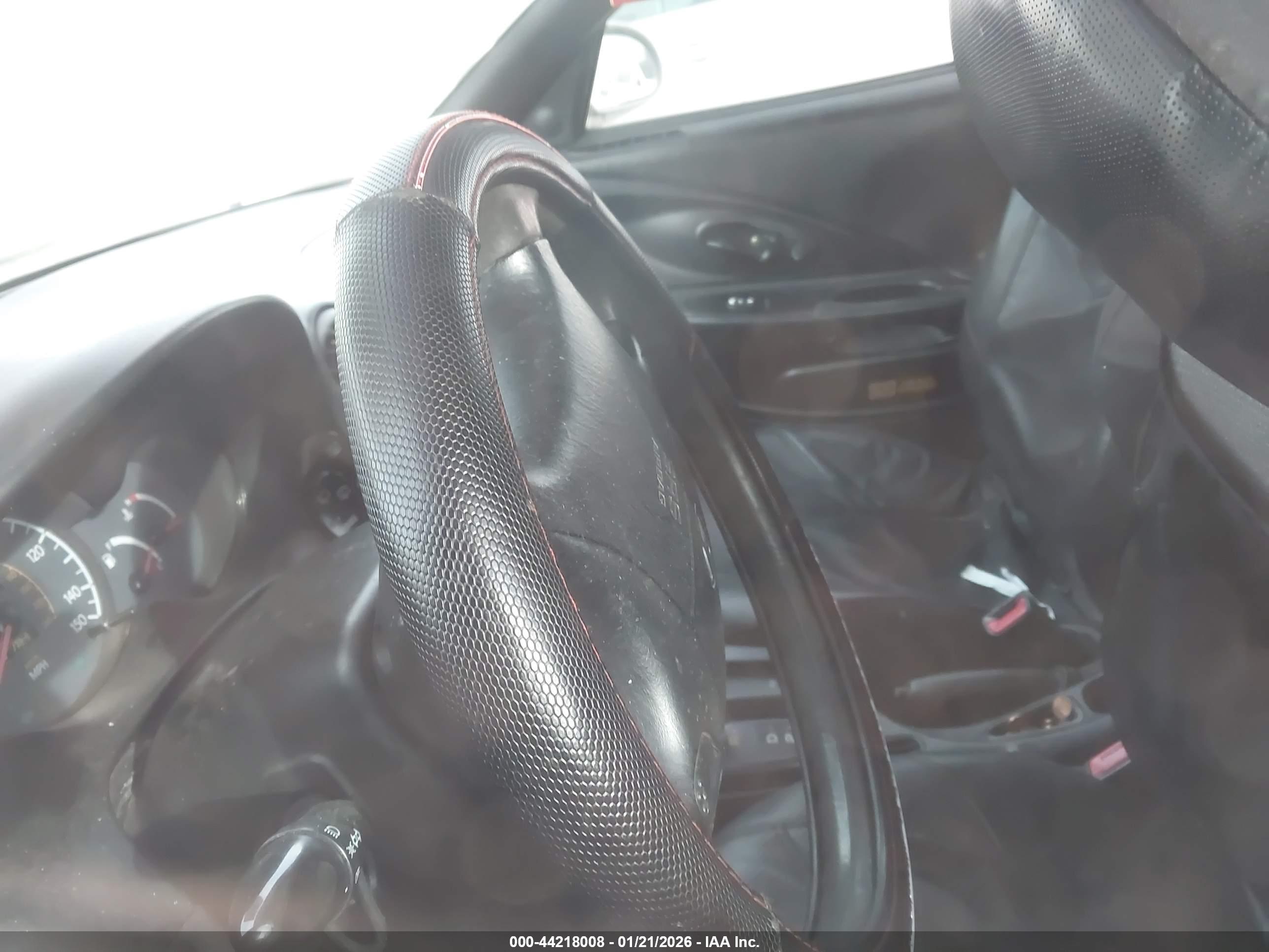 HYUNDAI TIBURON image 7