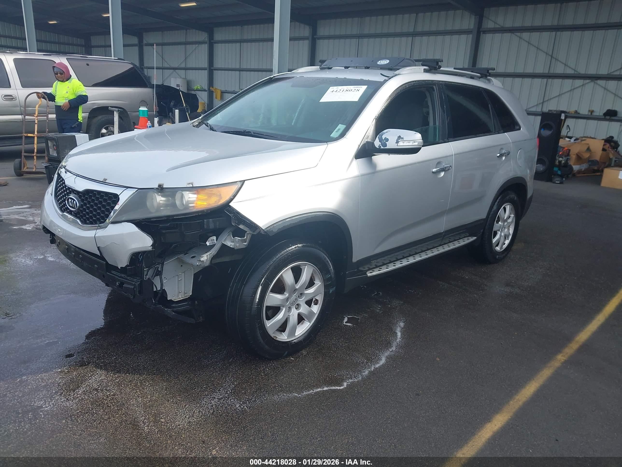 KIA SORENTO image 2