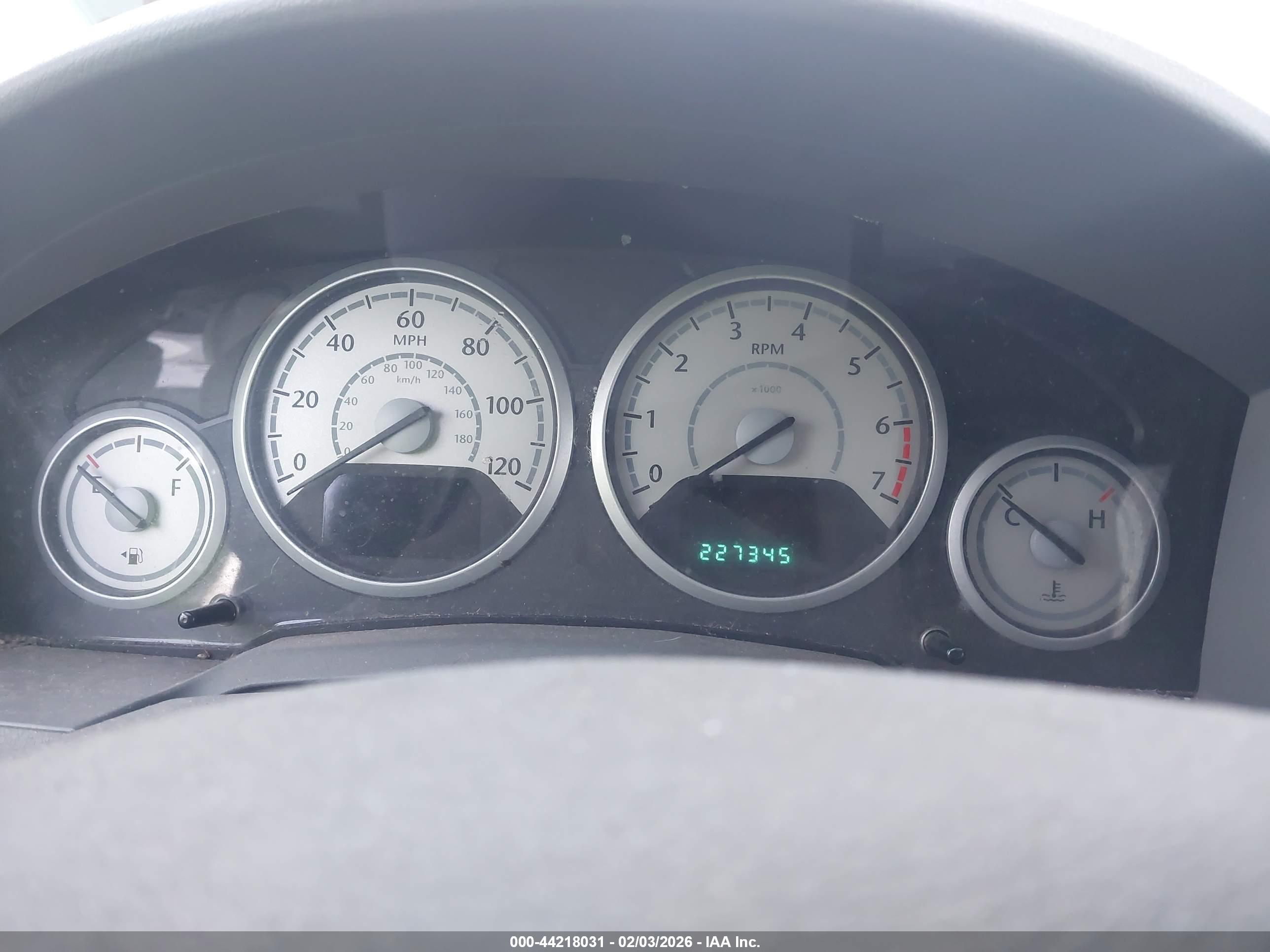 CHRYSLER TOWN image 7