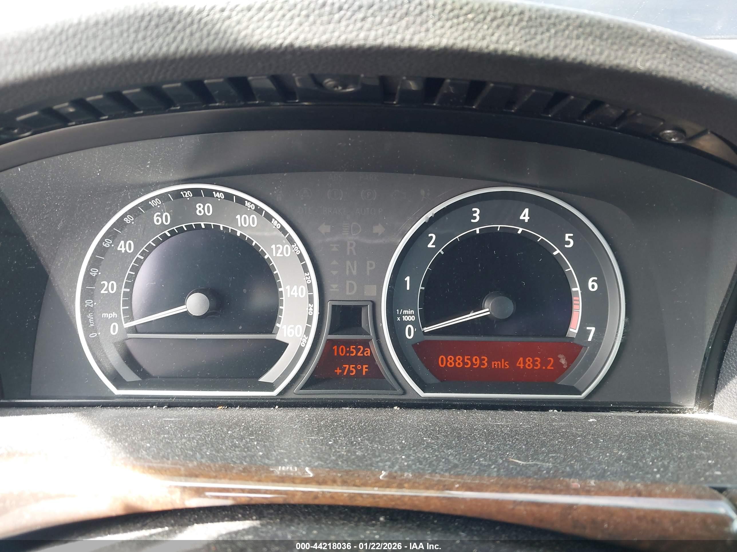 BMW 745LI image 7