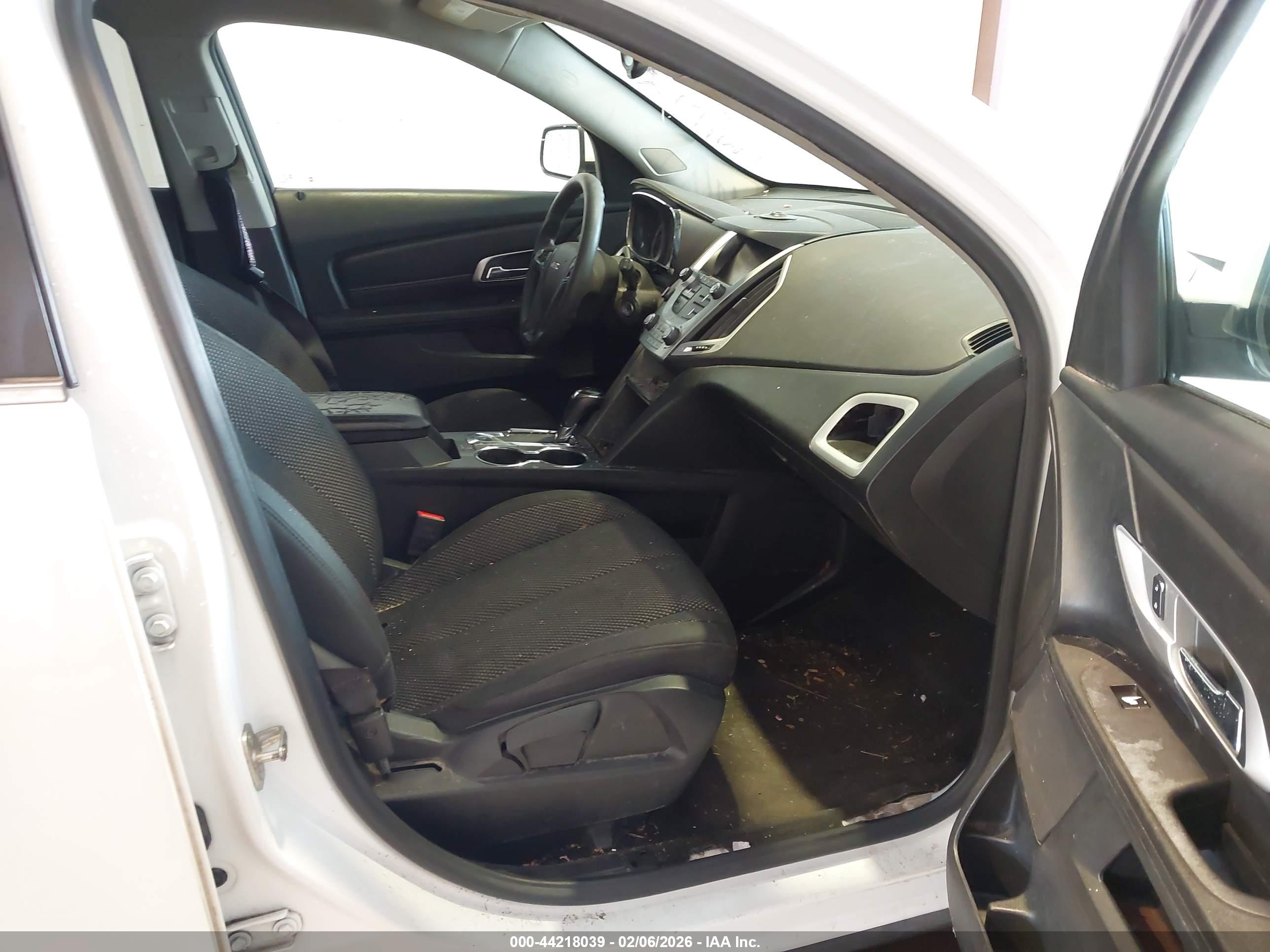 GMC TERRAIN image 5