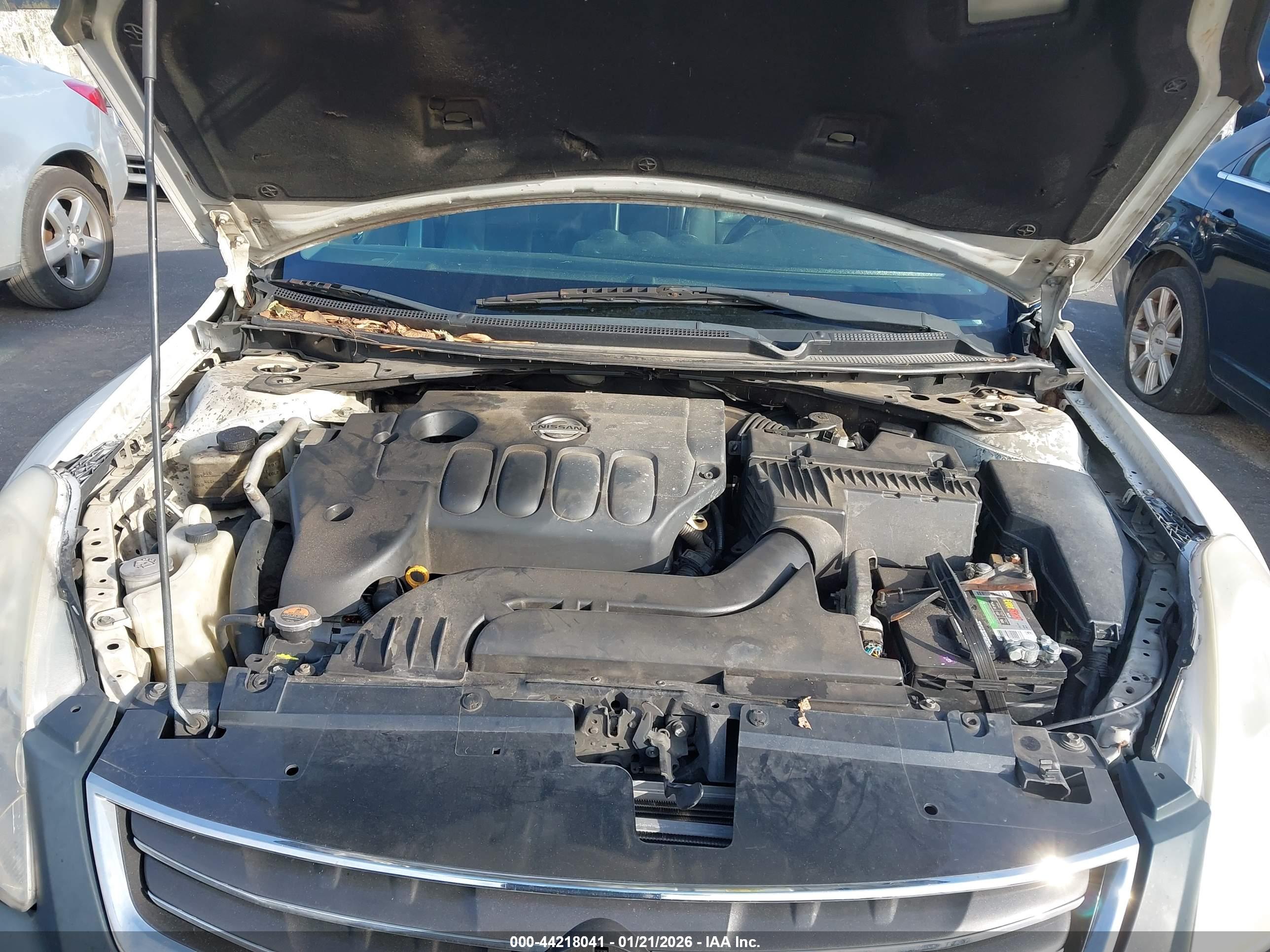 NISSAN ALTIMA image 10