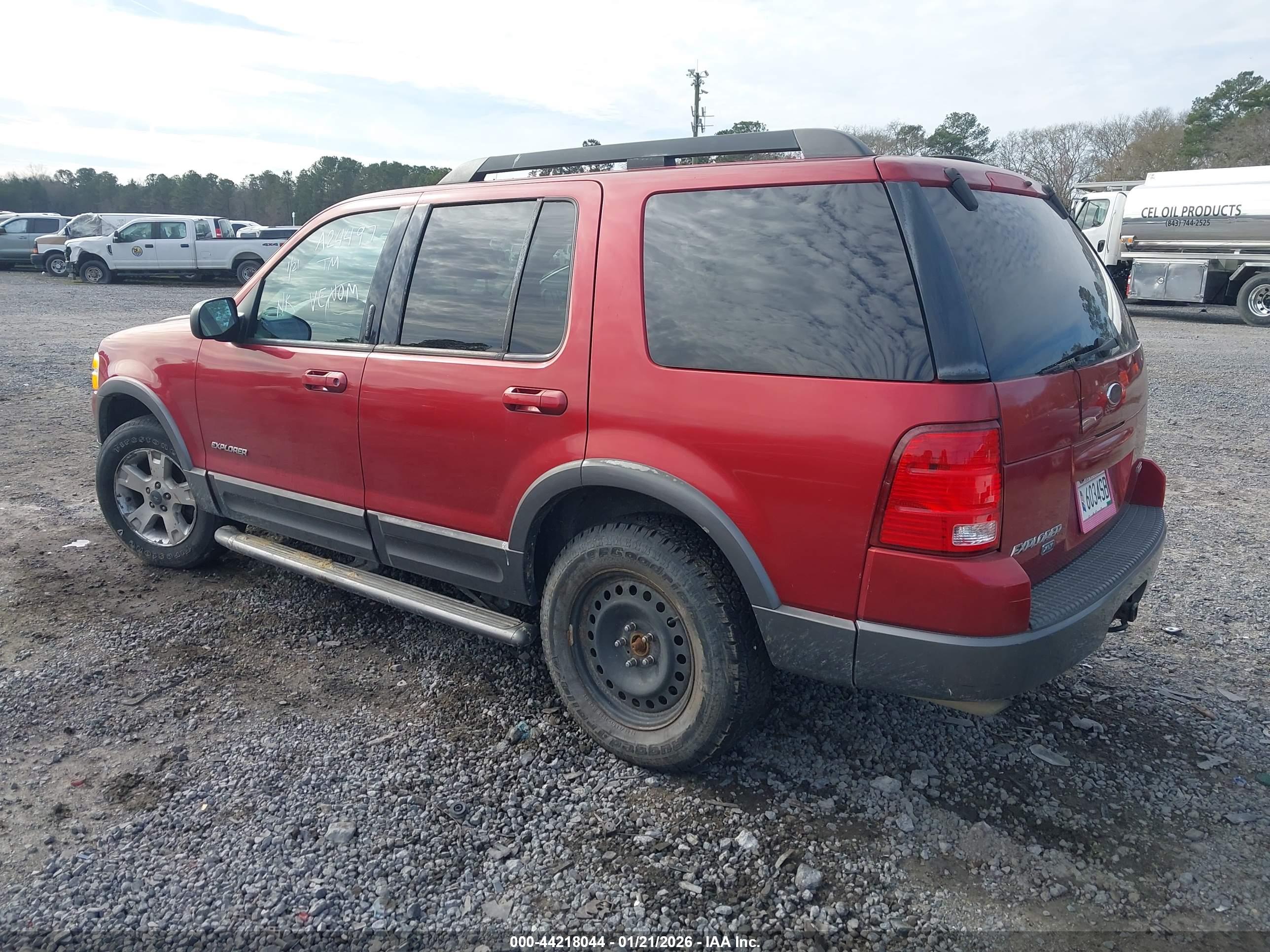 FORD EXPLORER image 3