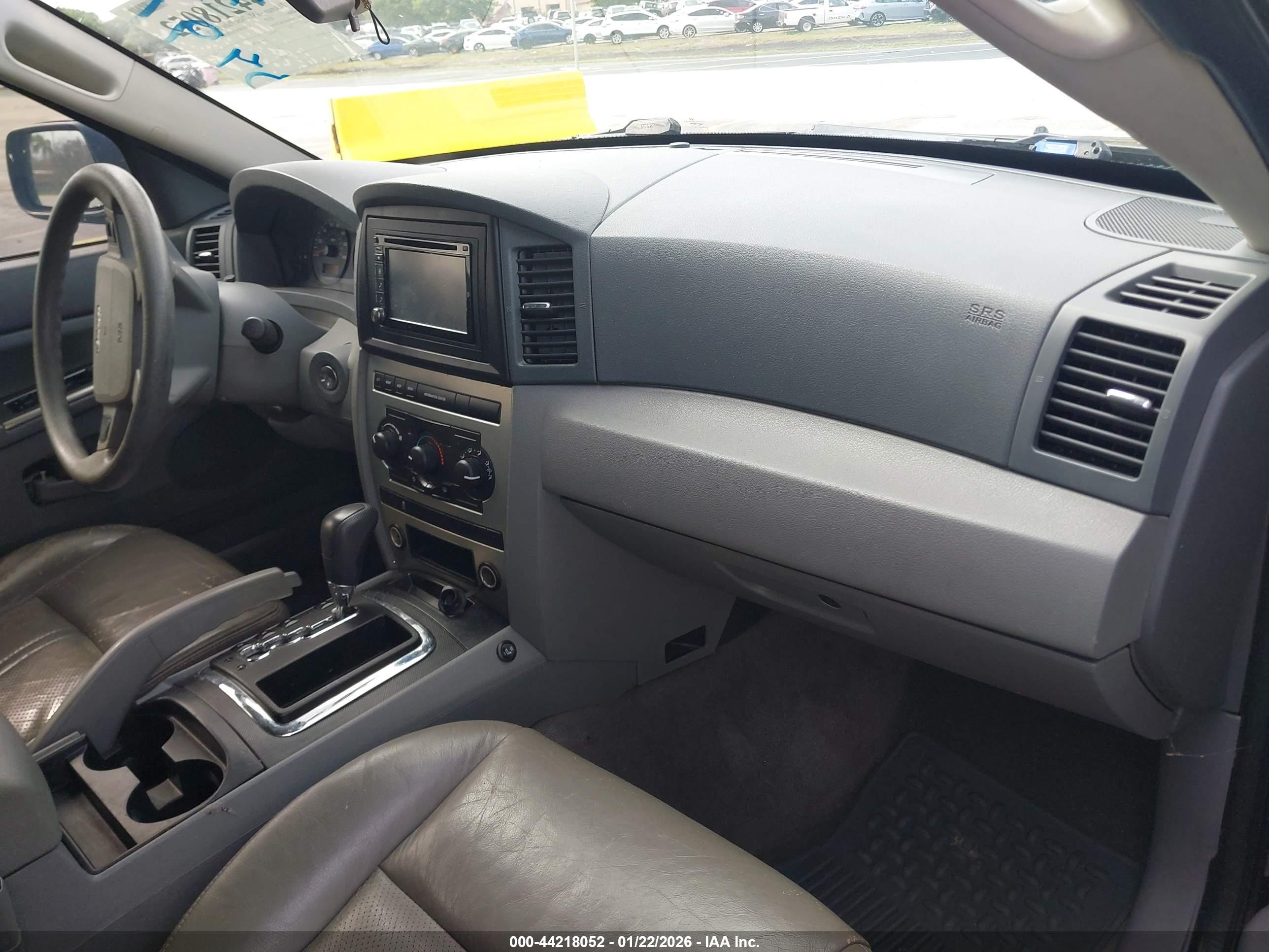 JEEP GRAND image 5