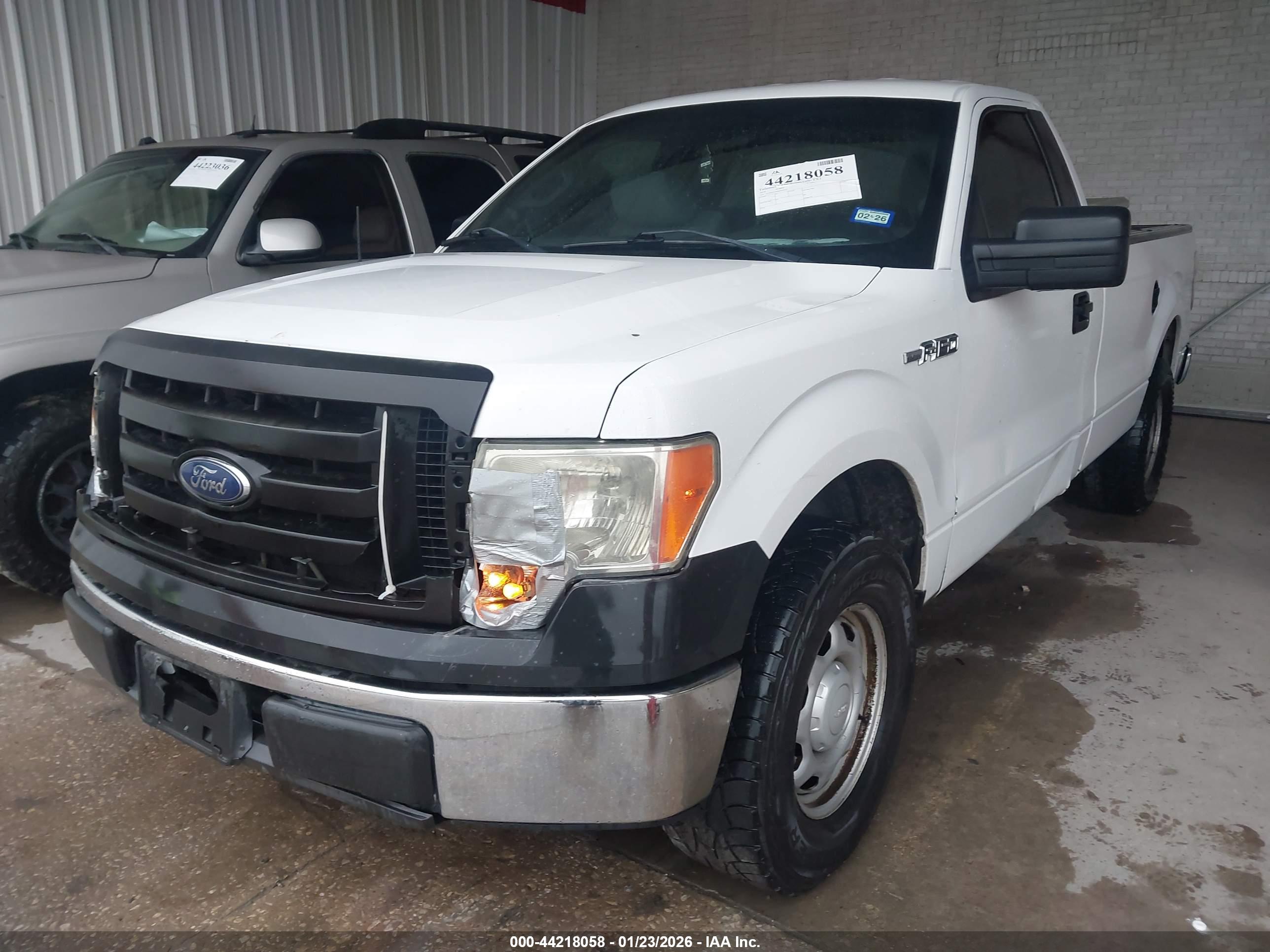 FORD F-150 image 2