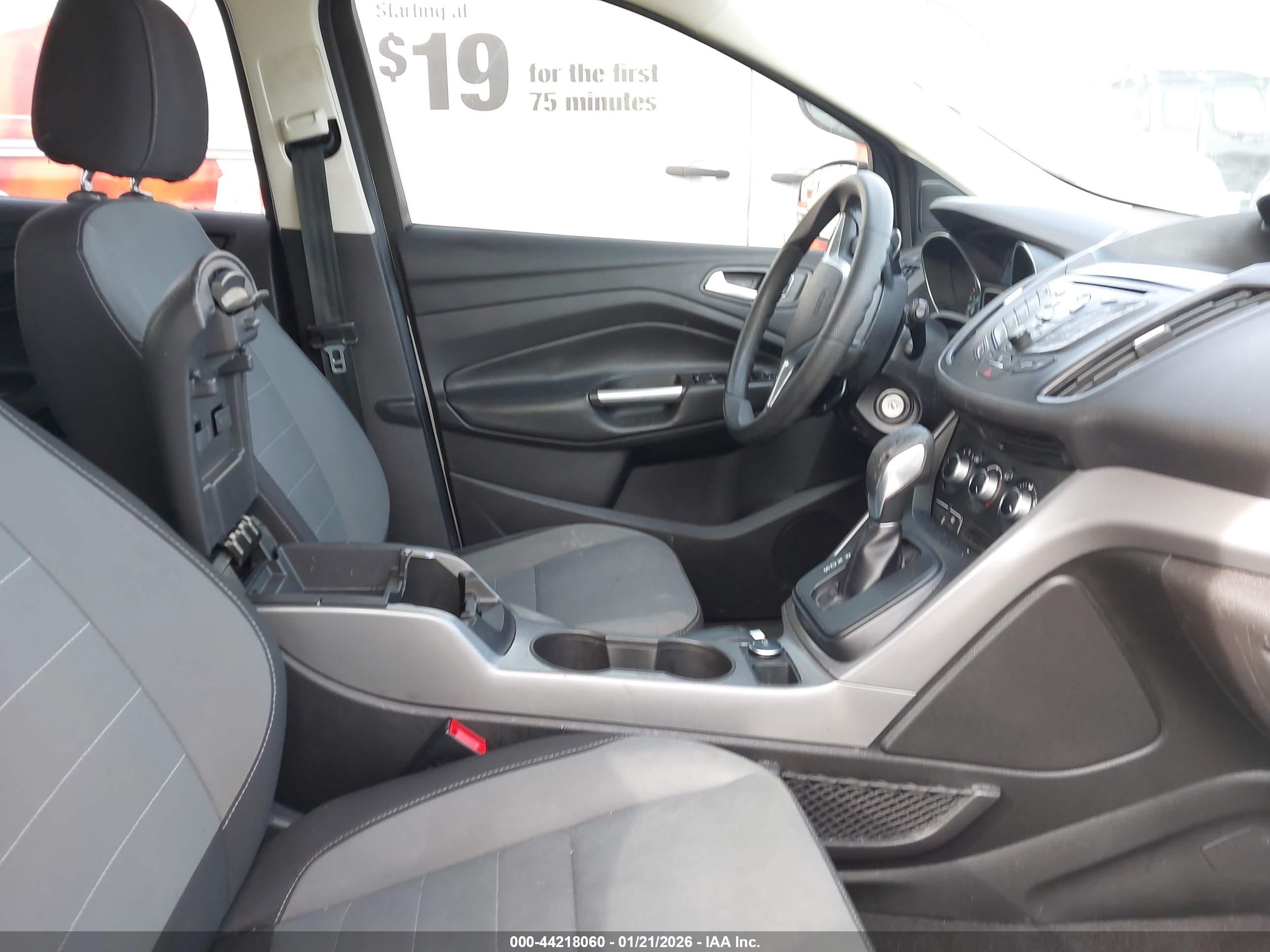 FORD ESCAPE image 5