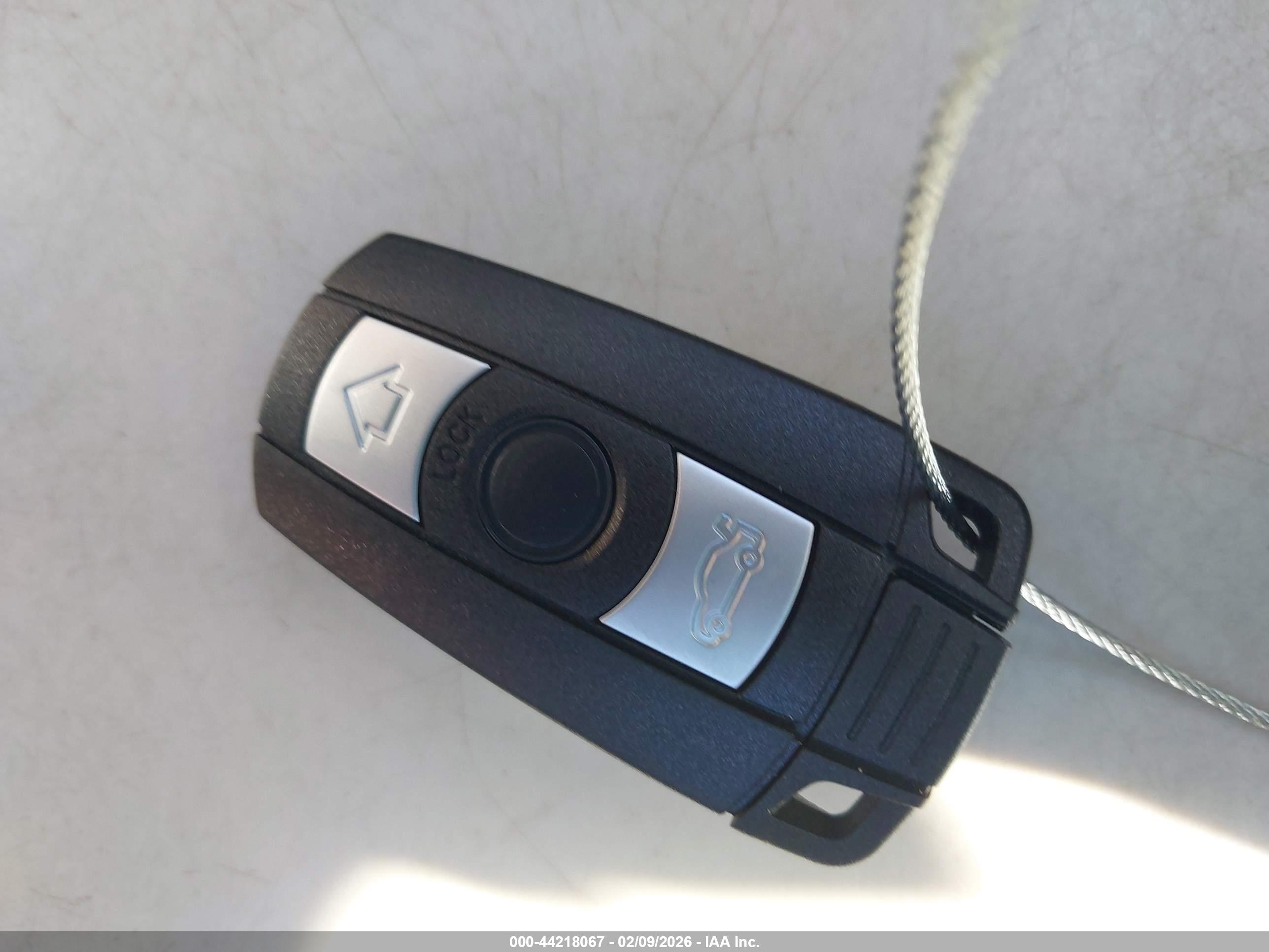 BMW 525I image 11