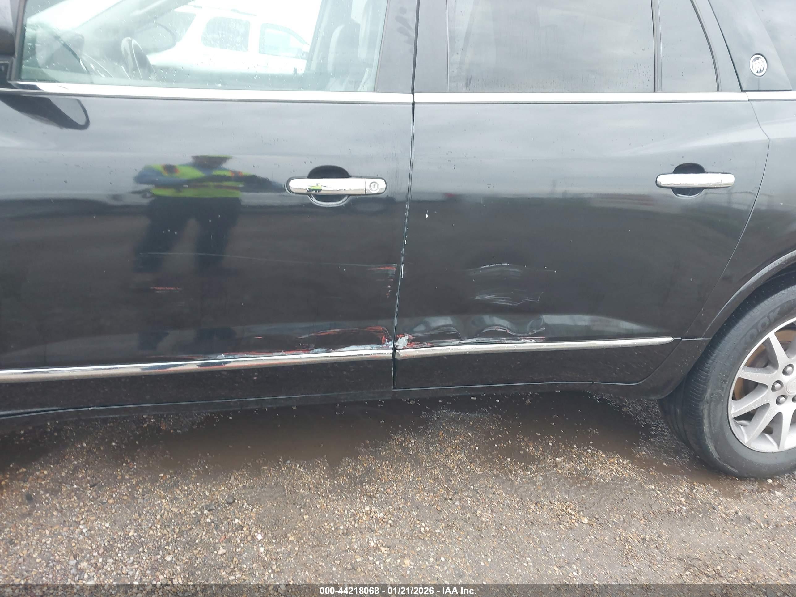 BUICK ENCLAVE image 6