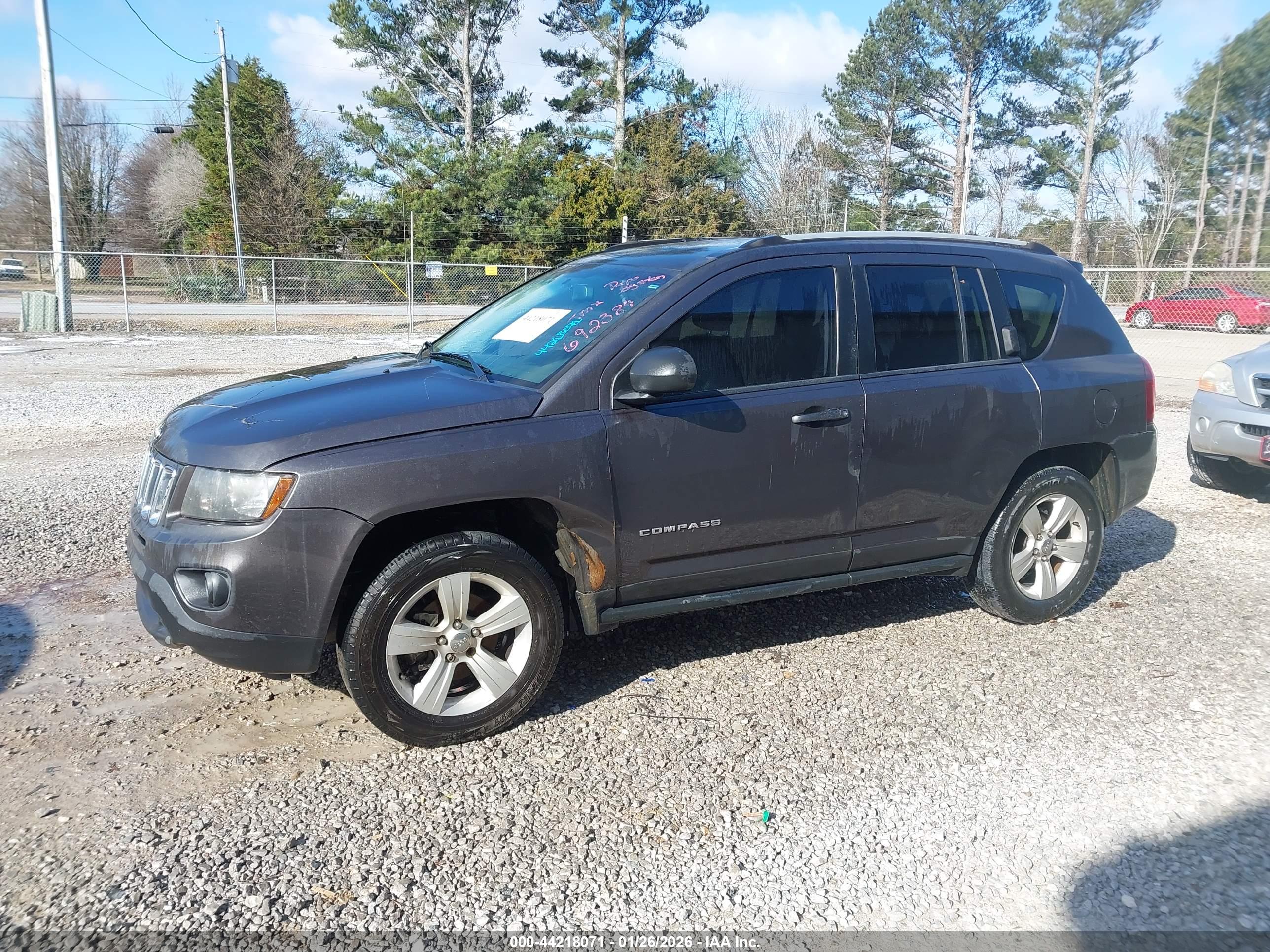 JEEP COMPASS image 6