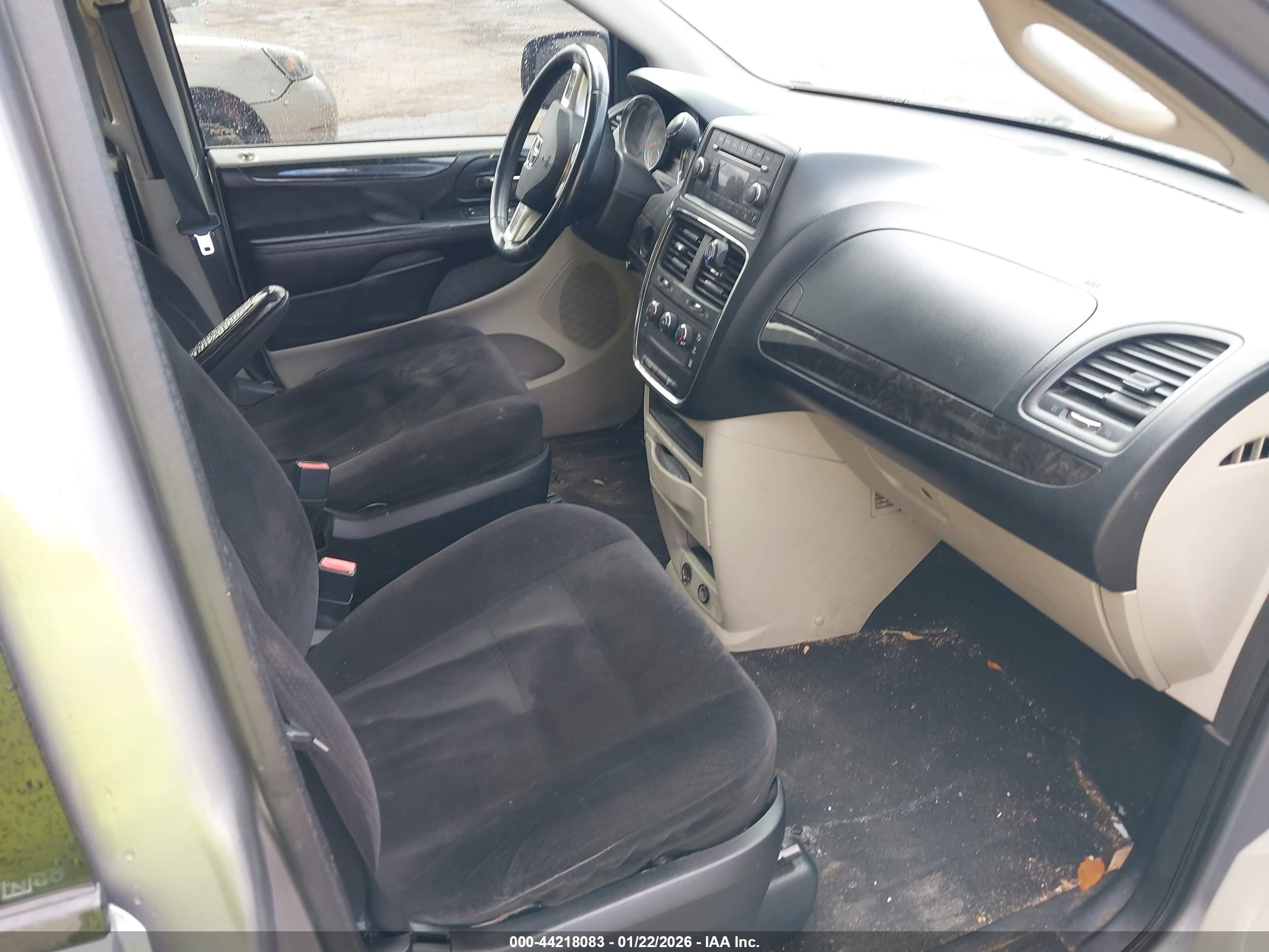 DODGE GRAND image 5
