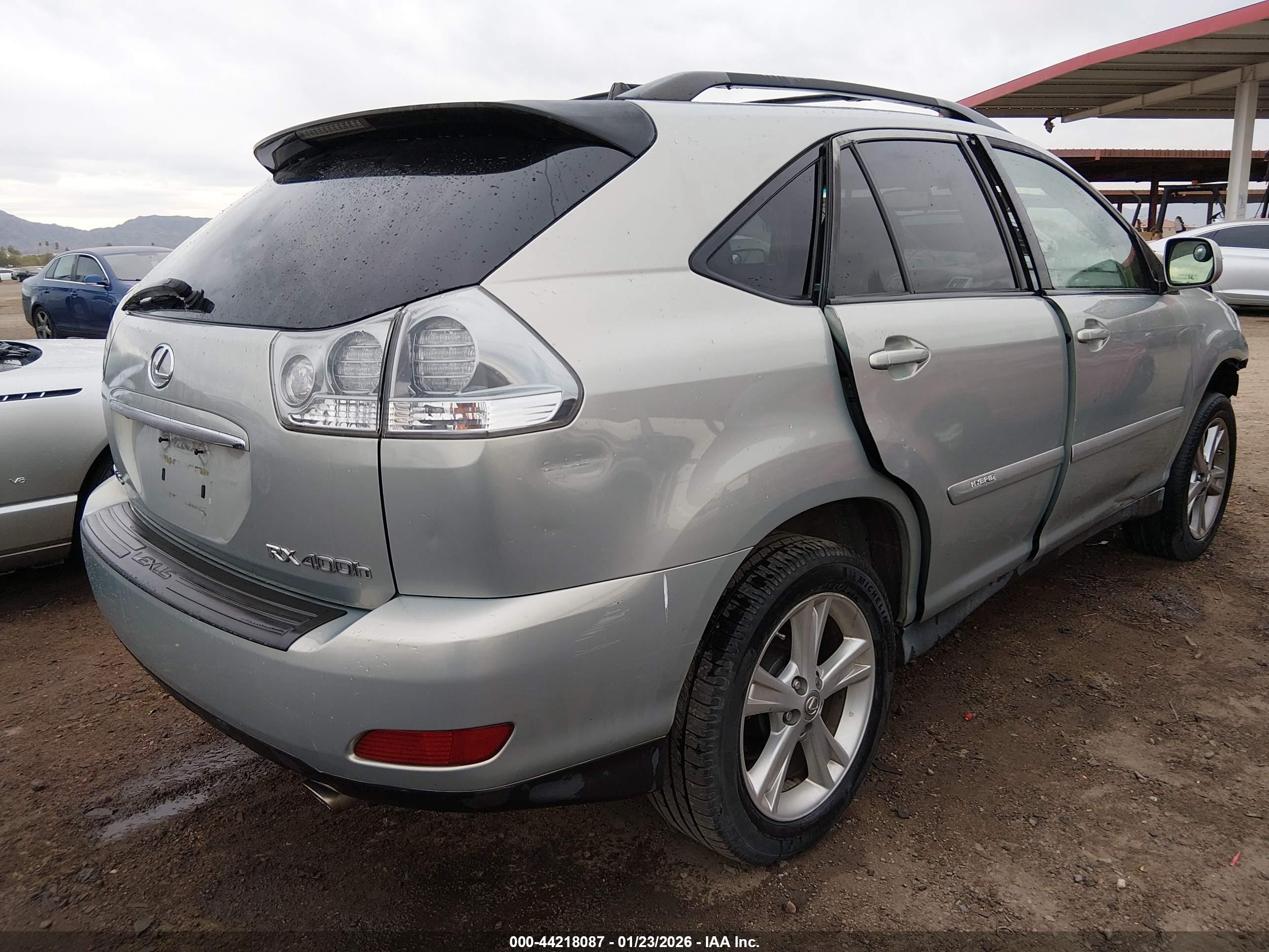 LEXUS RX image 4