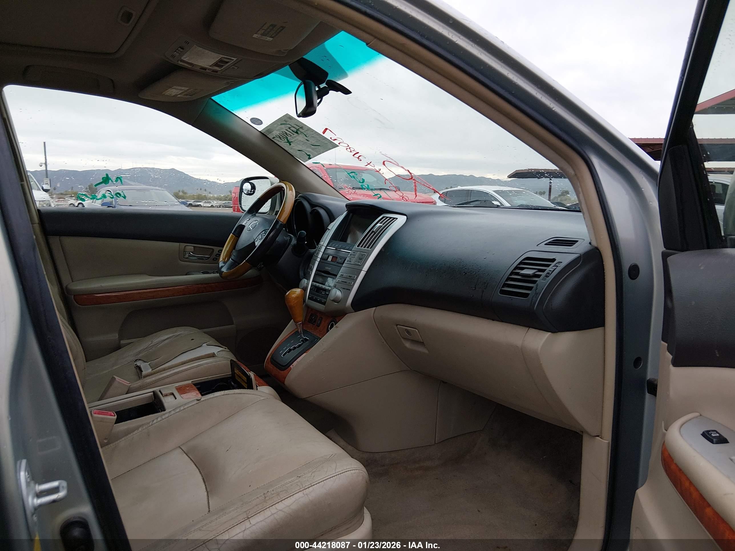 LEXUS RX image 5