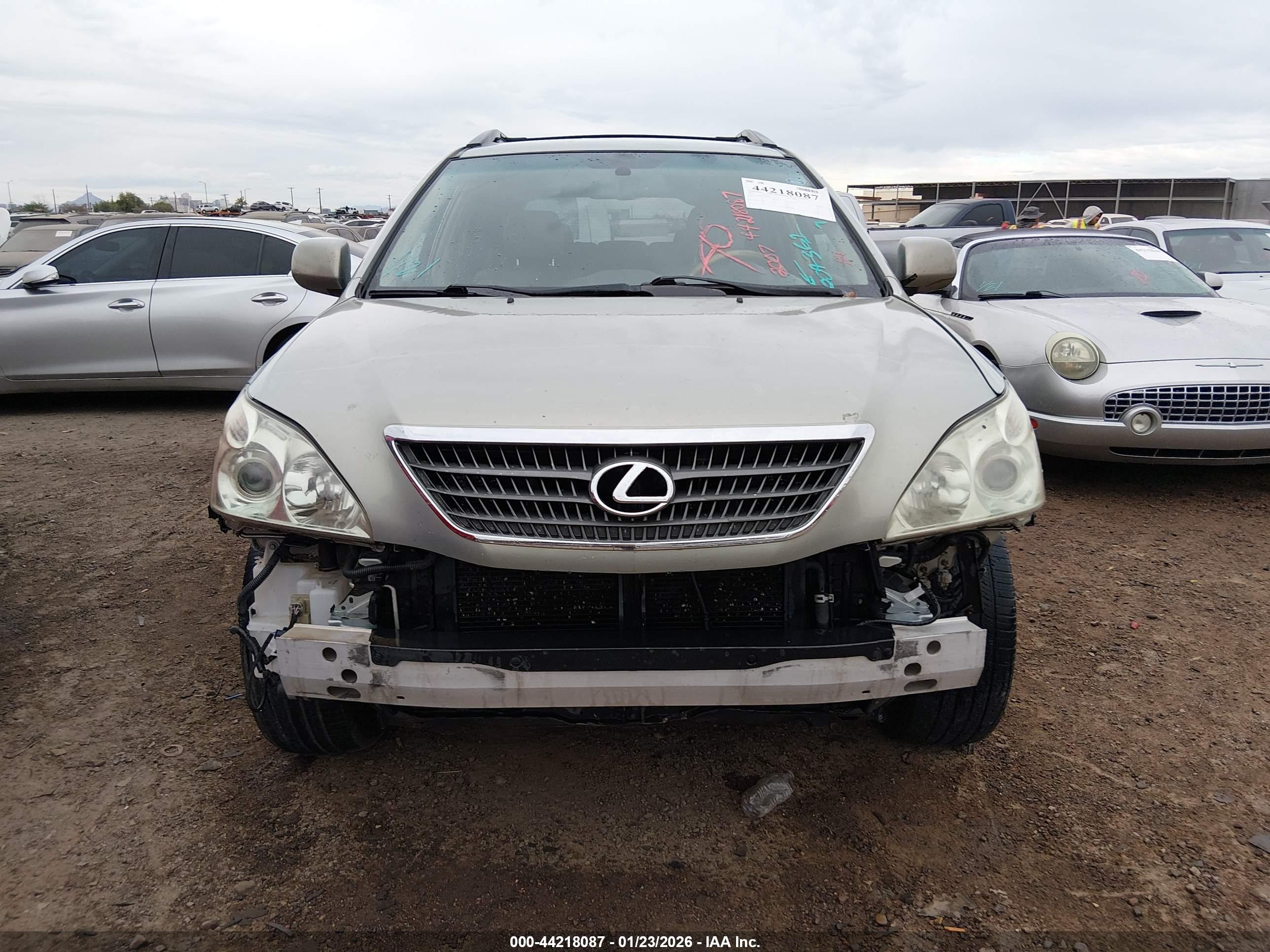 LEXUS RX image 6