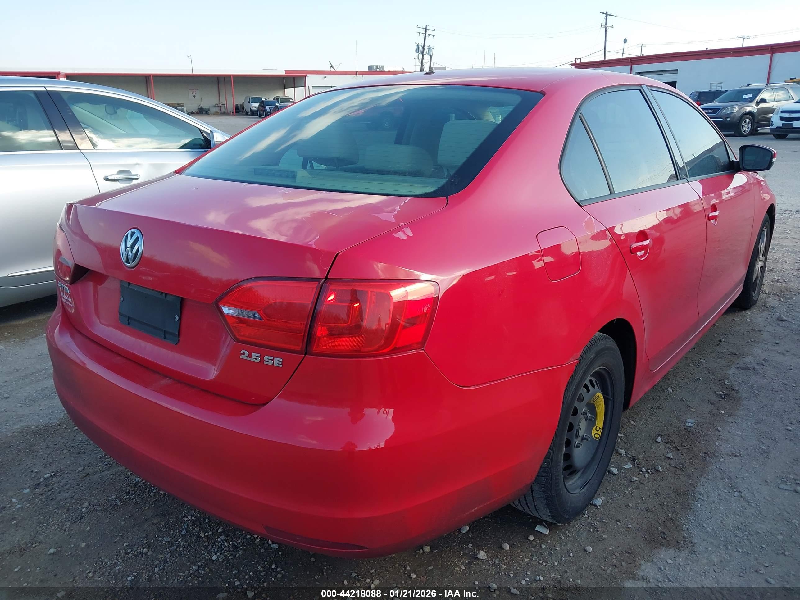 VOLKSWAGEN JETTA image 4