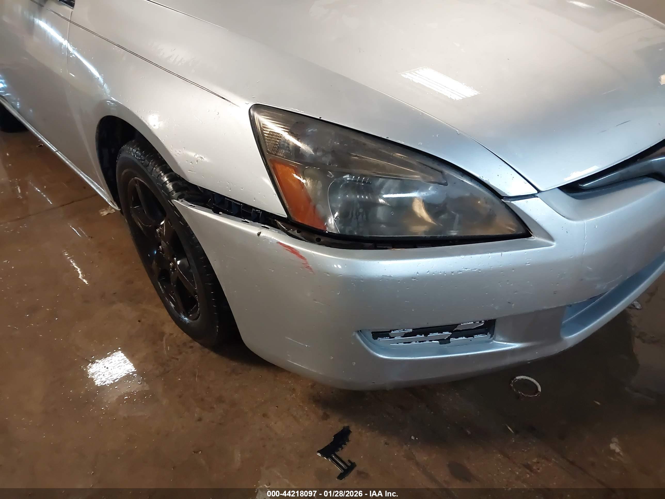 HONDA ACCORD image 6