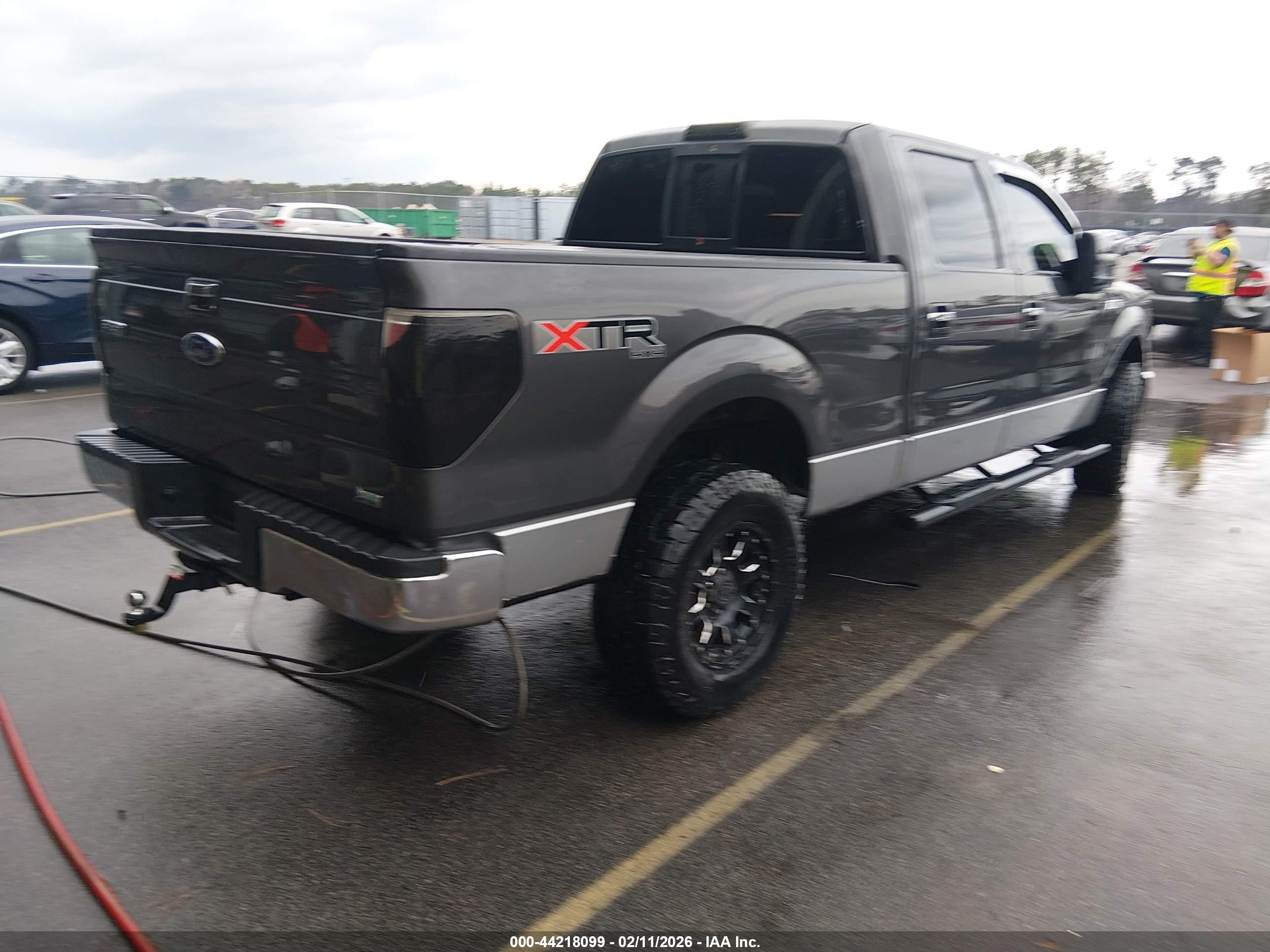 FORD F-150 image 4