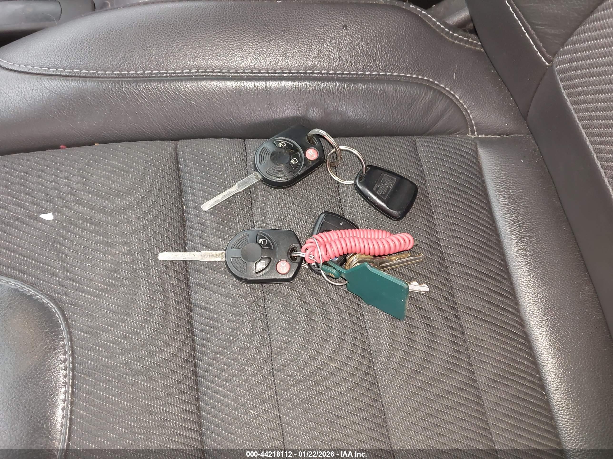 FORD ESCAPE image 11