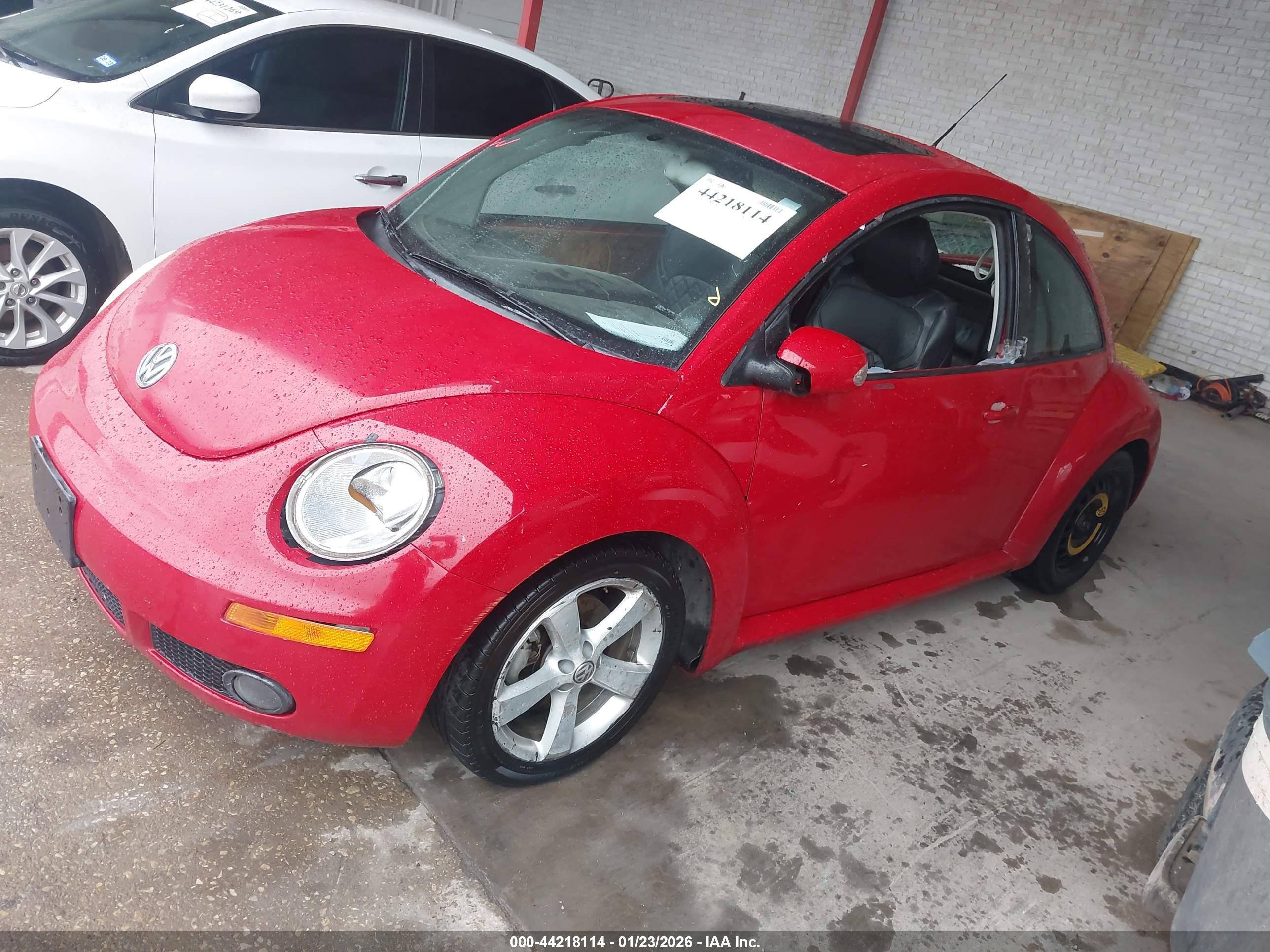 VOLKSWAGEN NEW image 2