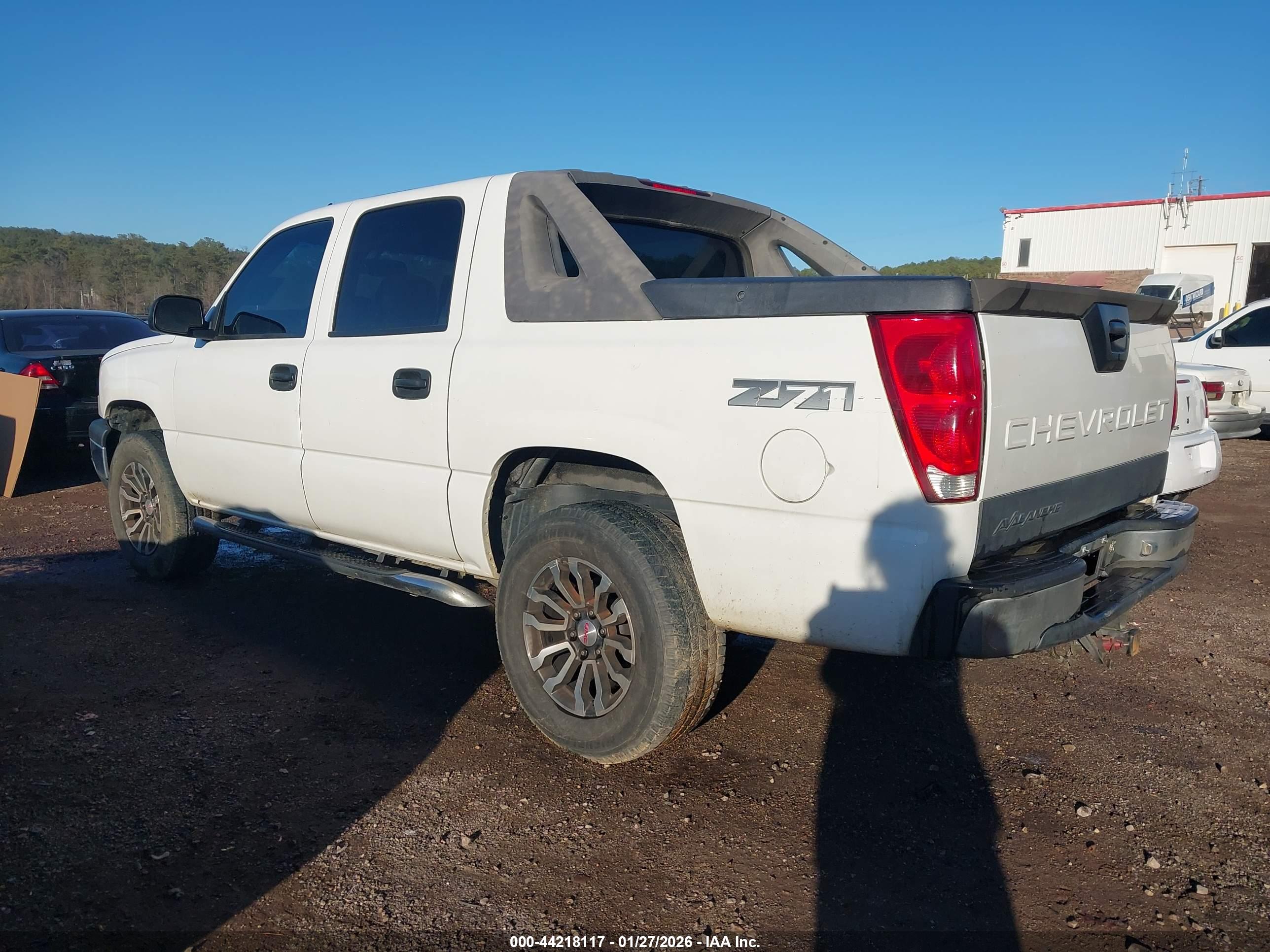 CHEVROLET AVALANCHE image 3