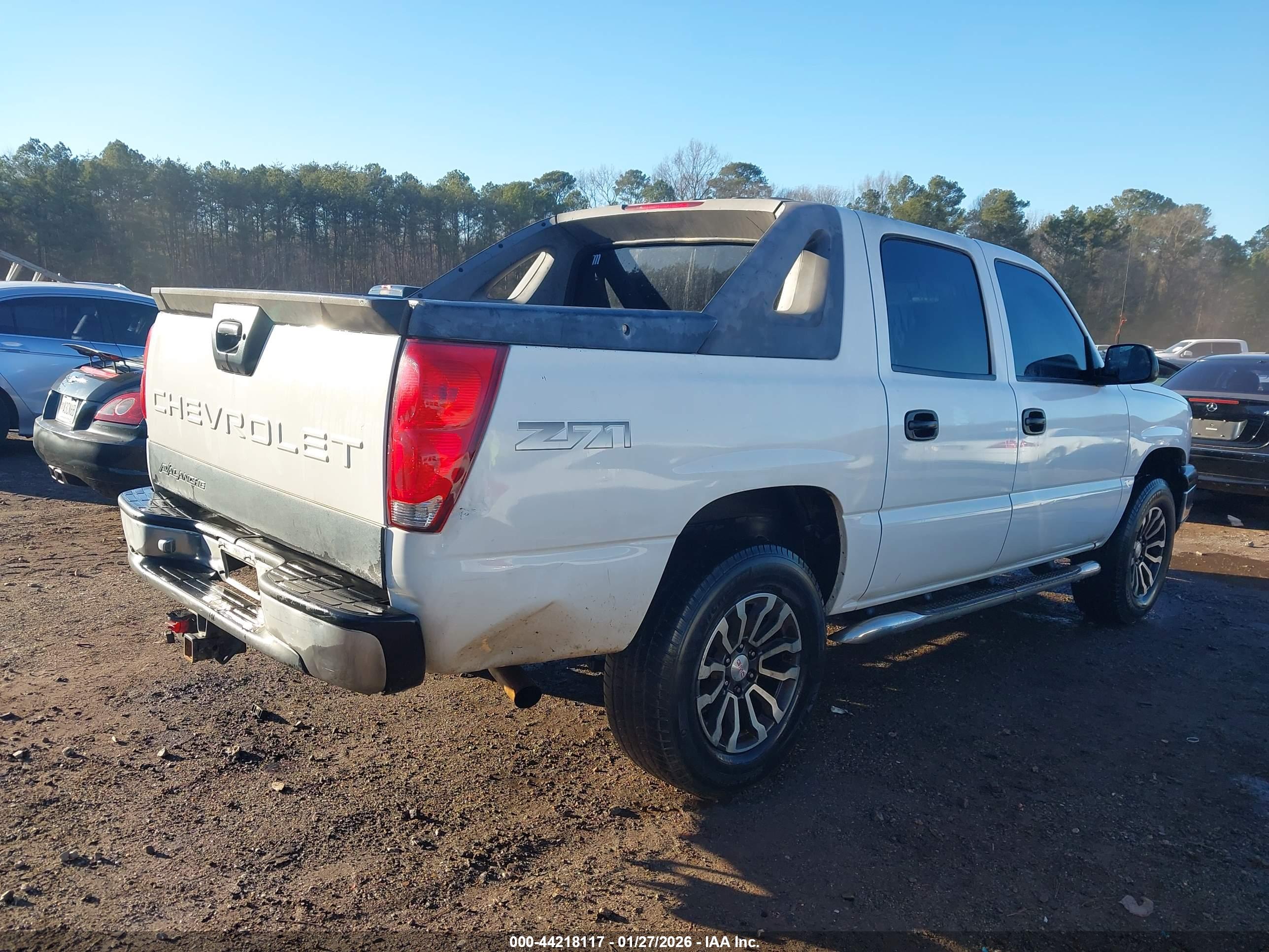 CHEVROLET AVALANCHE image 4