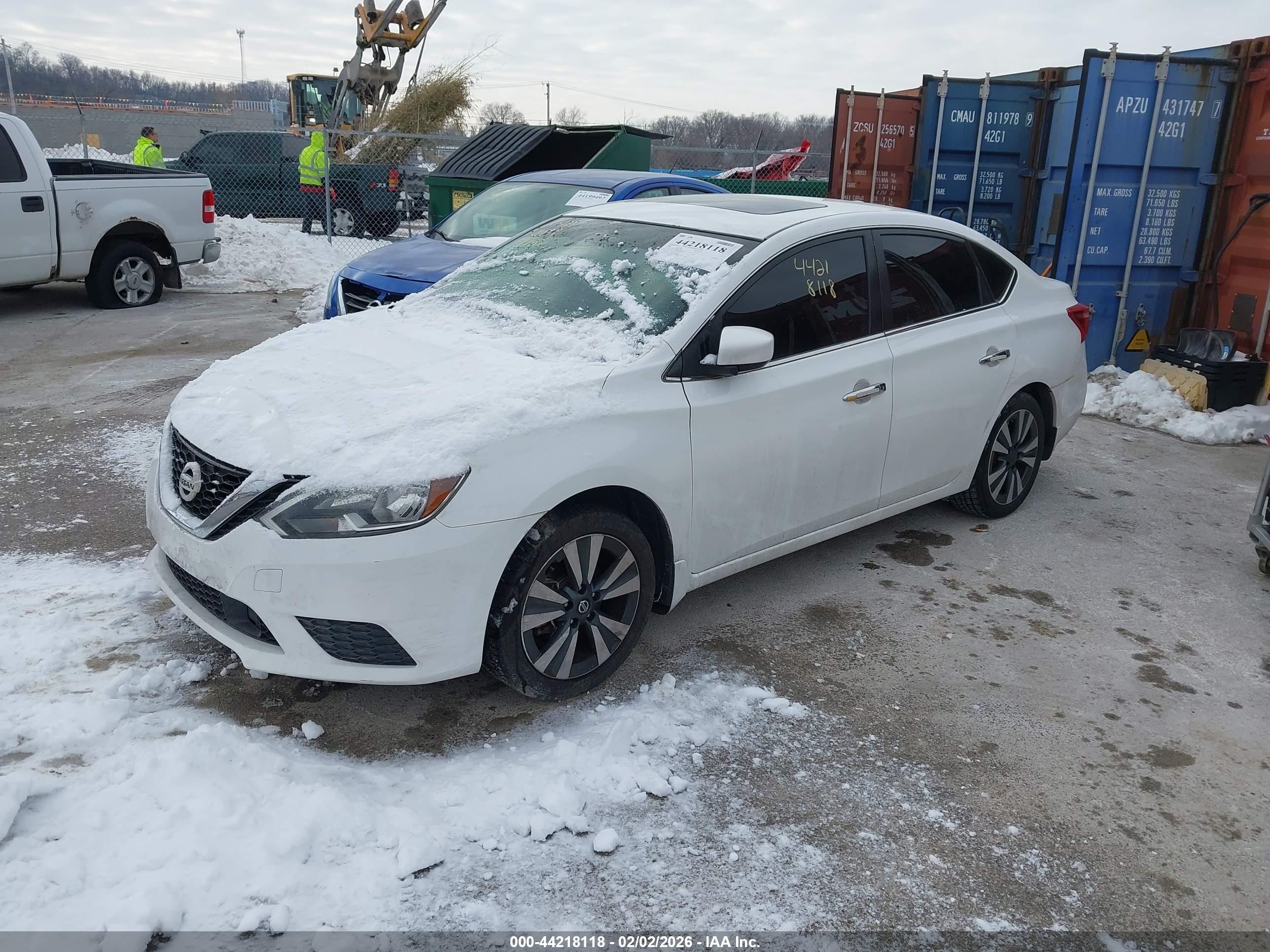 NISSAN SENTRA image 2