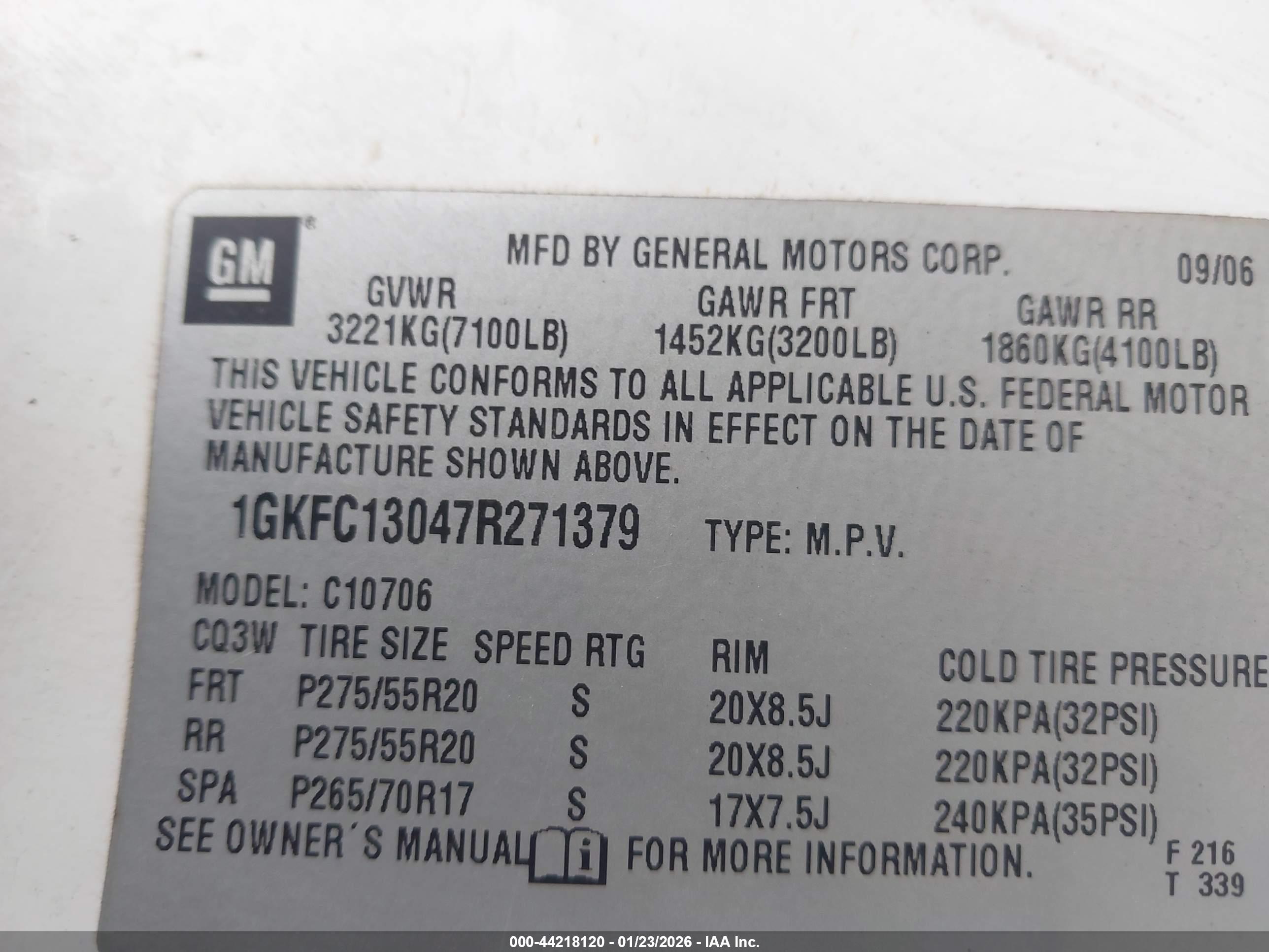 GMC YUKON image 9