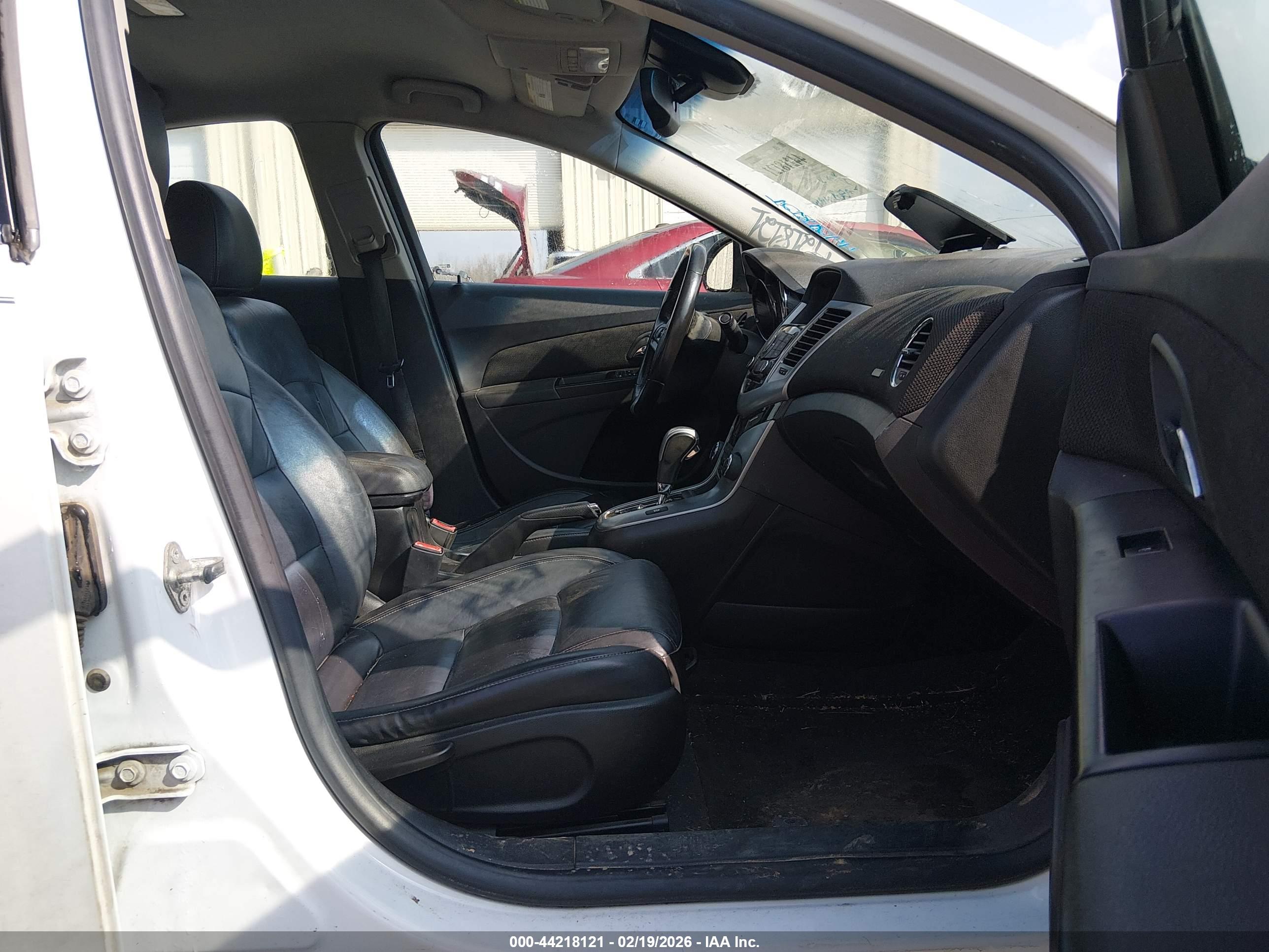 CHEVROLET CRUZE image 5