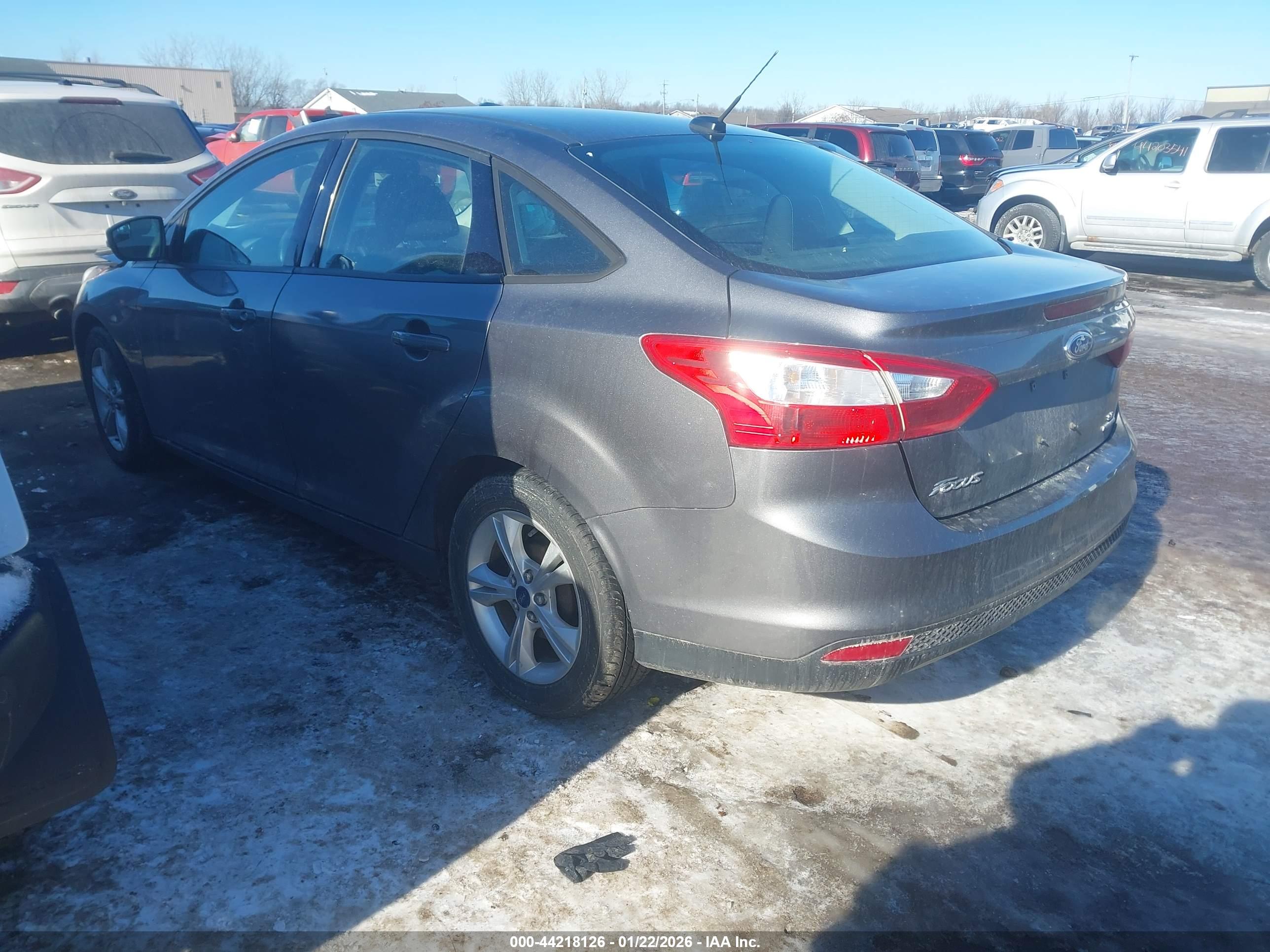 FORD FOCUS image 3