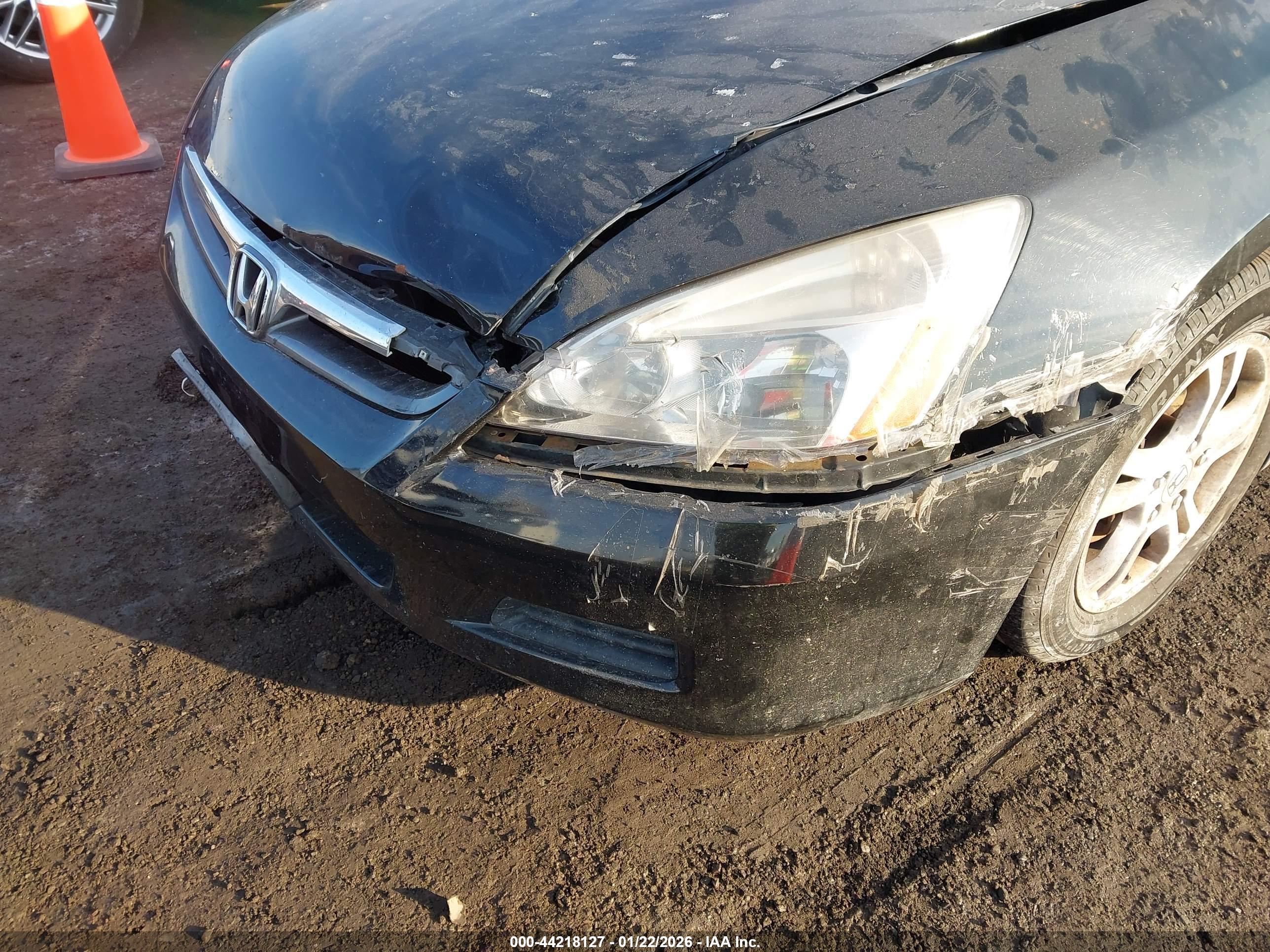 HONDA ACCORD image 6