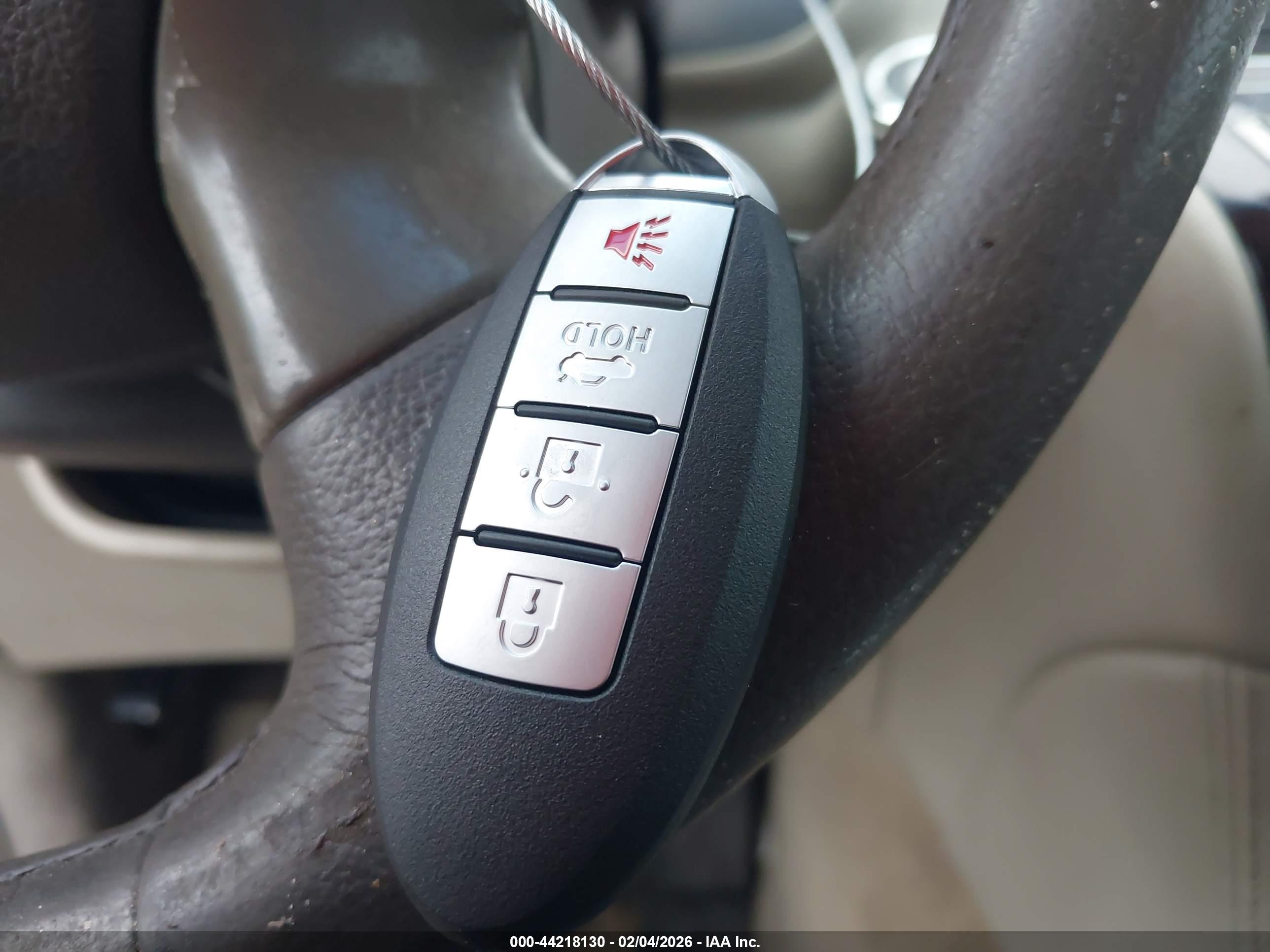 INFINITI M37X image 11