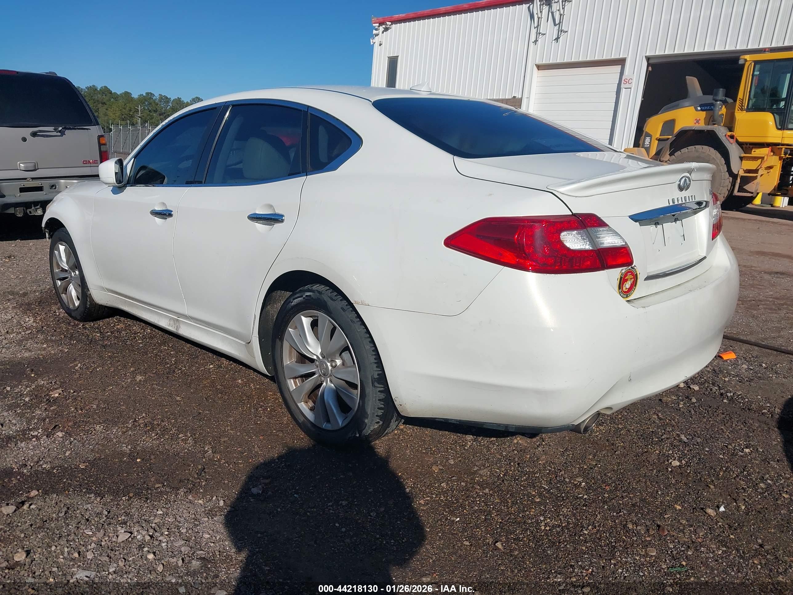 INFINITI M37X image 3