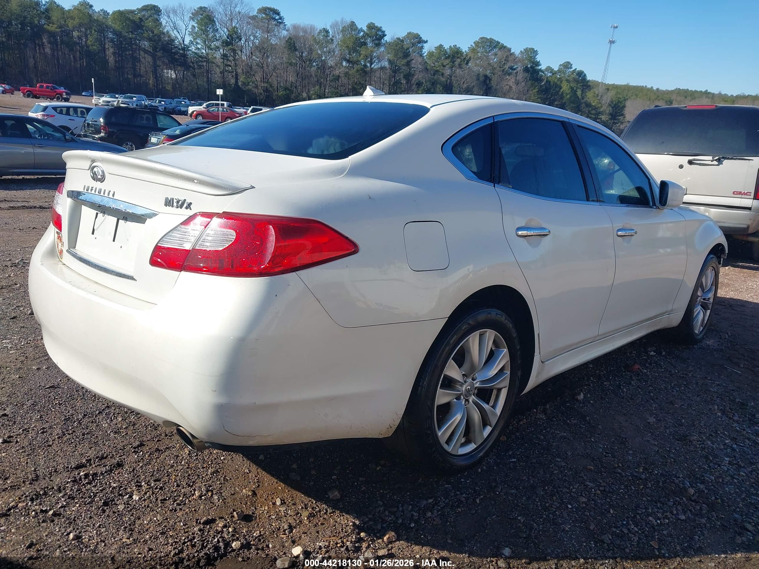 INFINITI M37X image 4