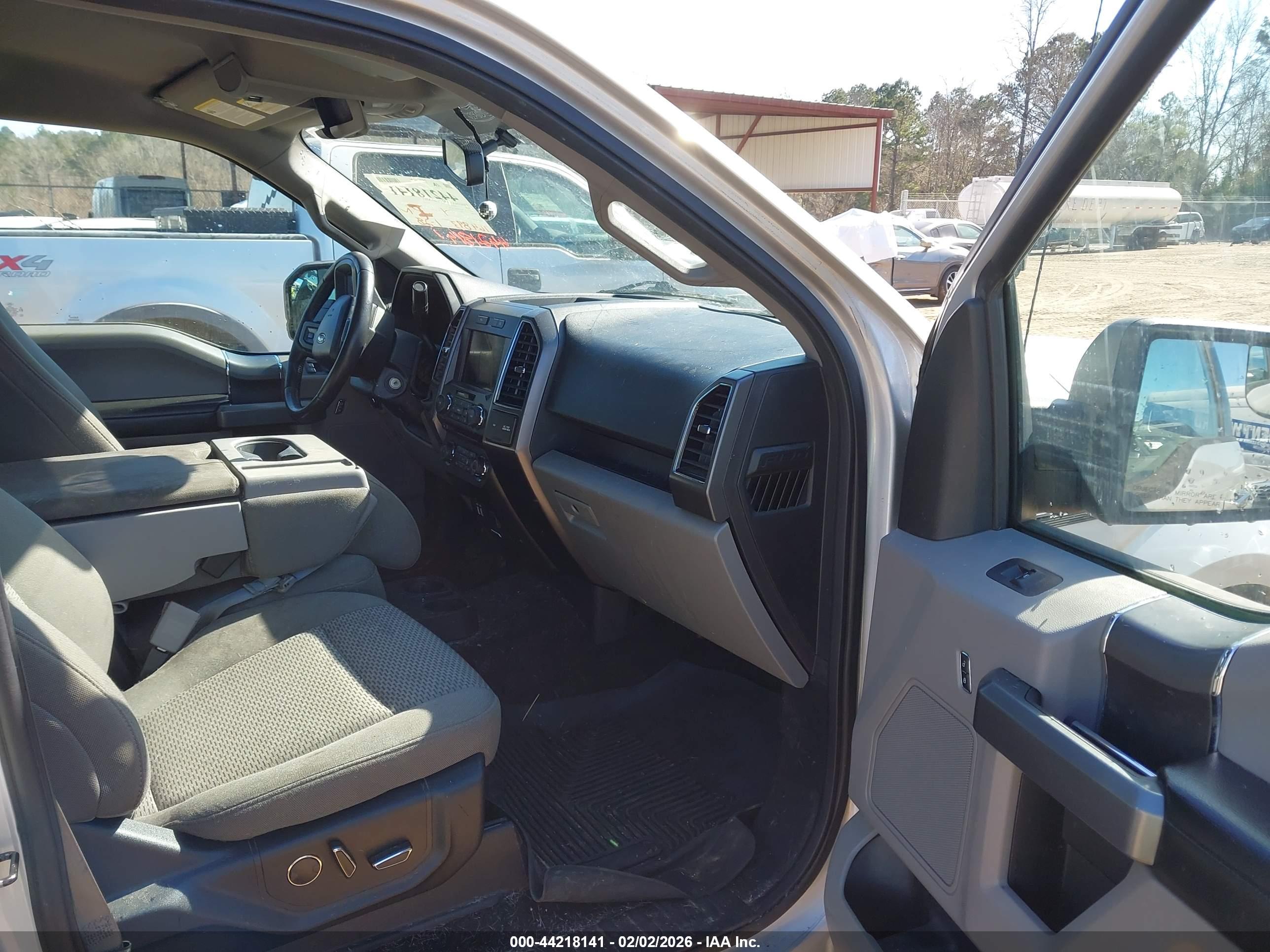 FORD F-150 image 5