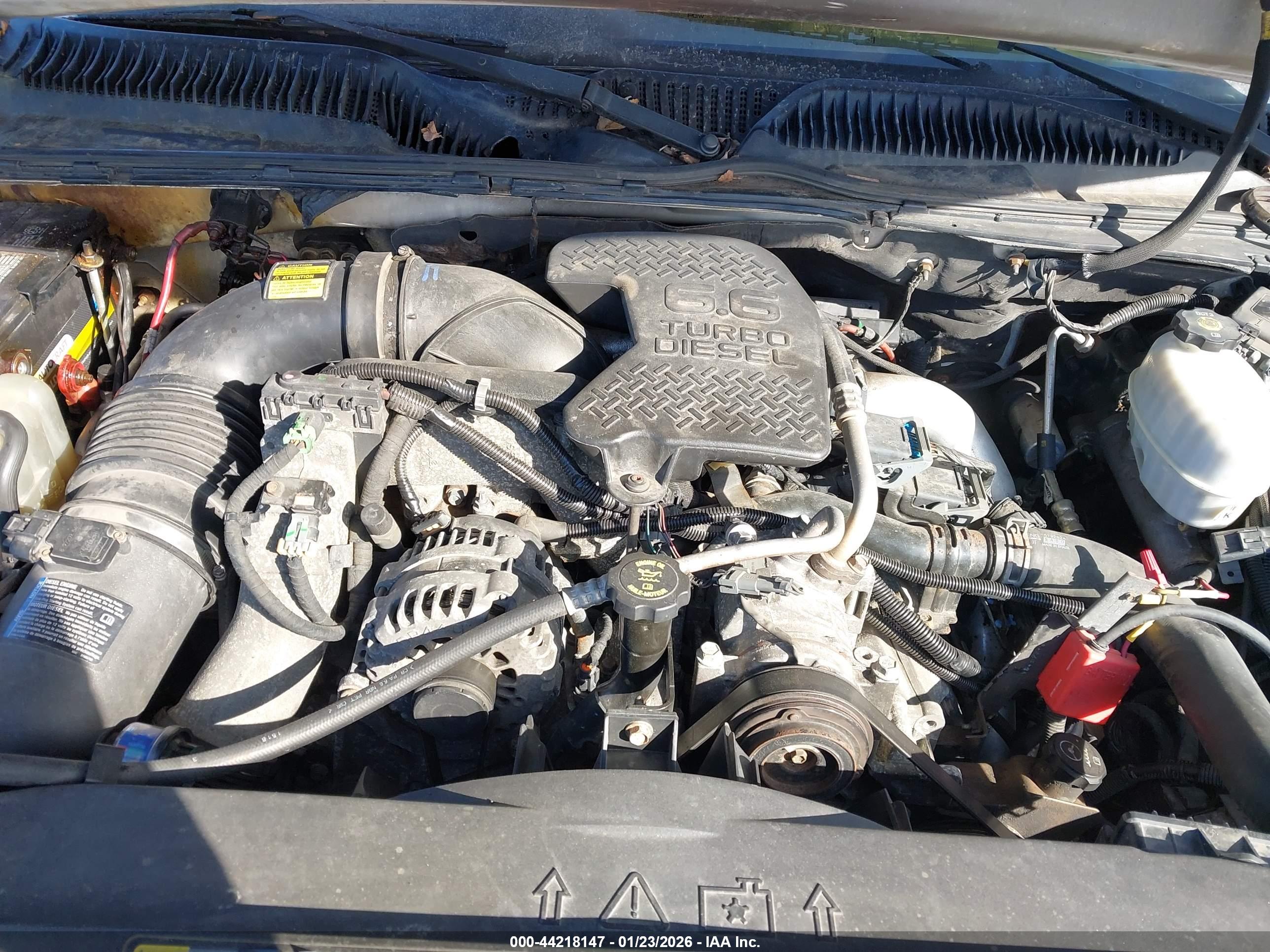 CHEVROLET SILVERADO image 10