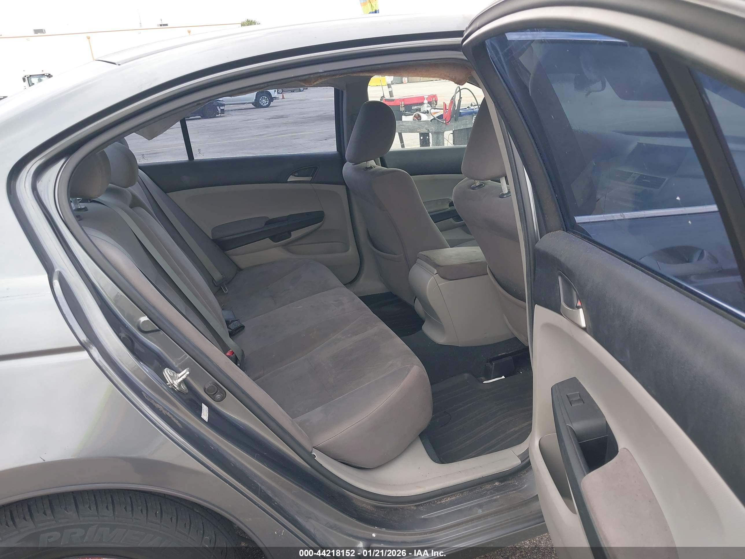 HONDA ACCORD image 8