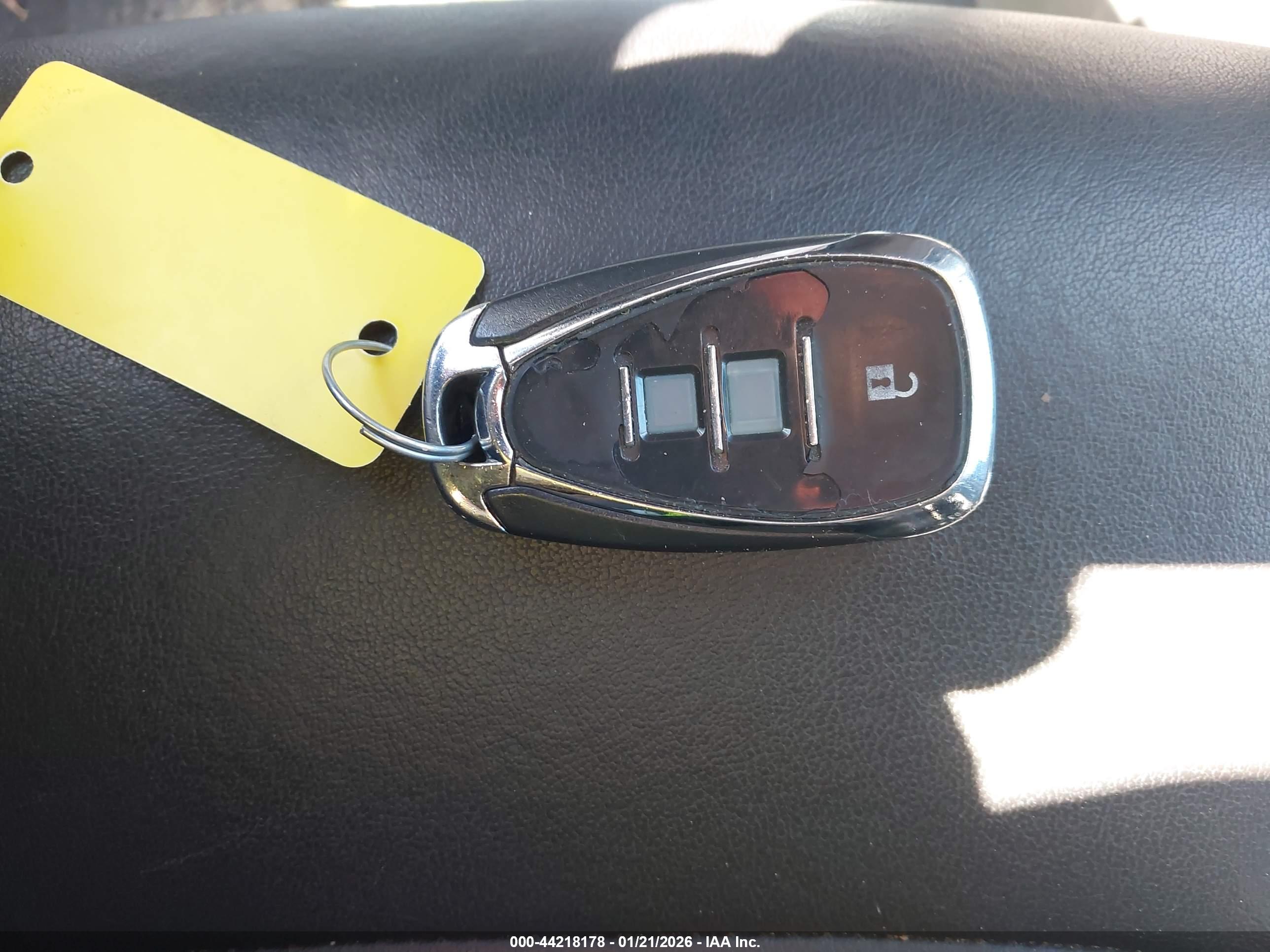 CHEVROLET TRAX image 11