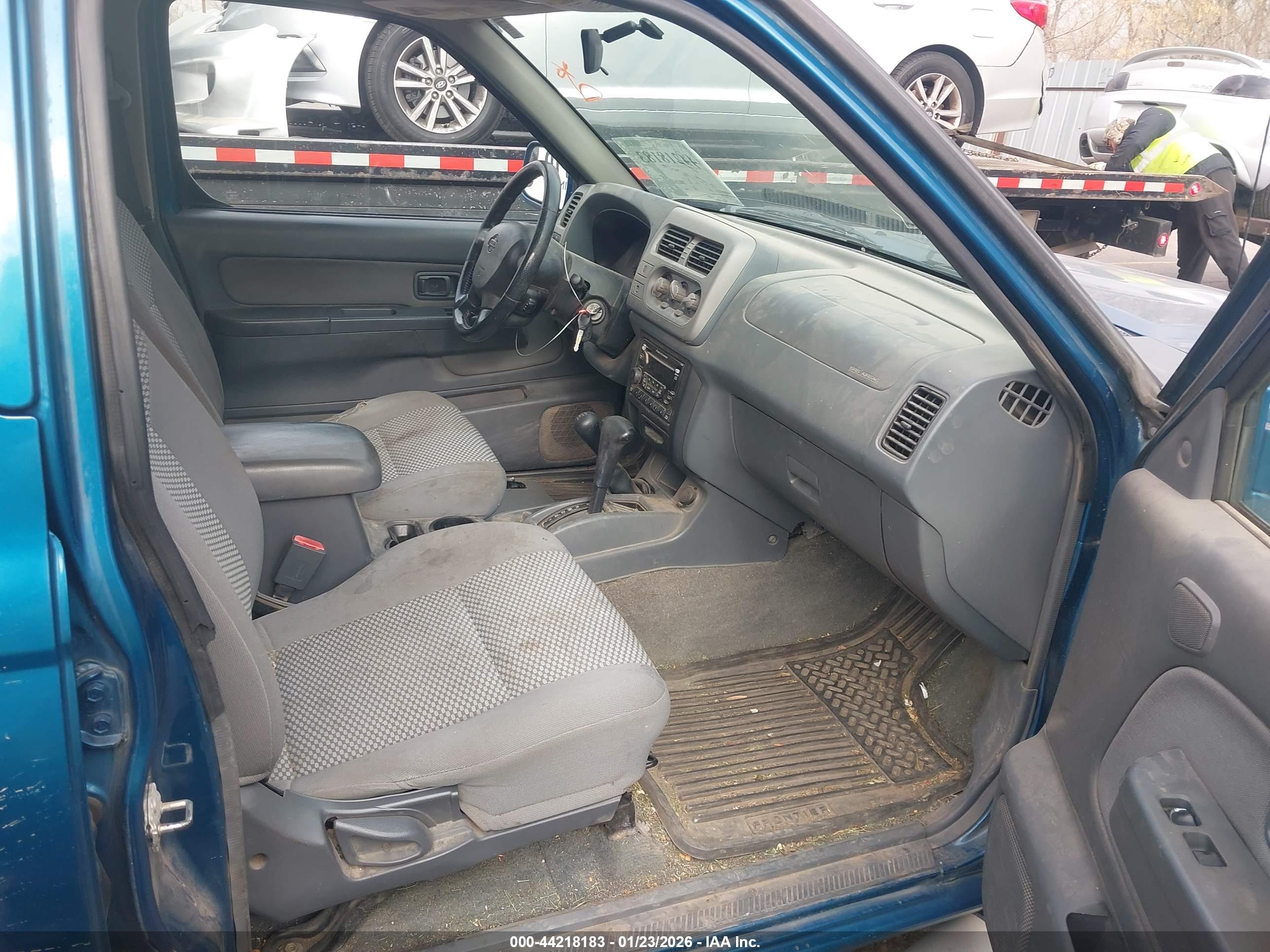 NISSAN FRONTIER image 5