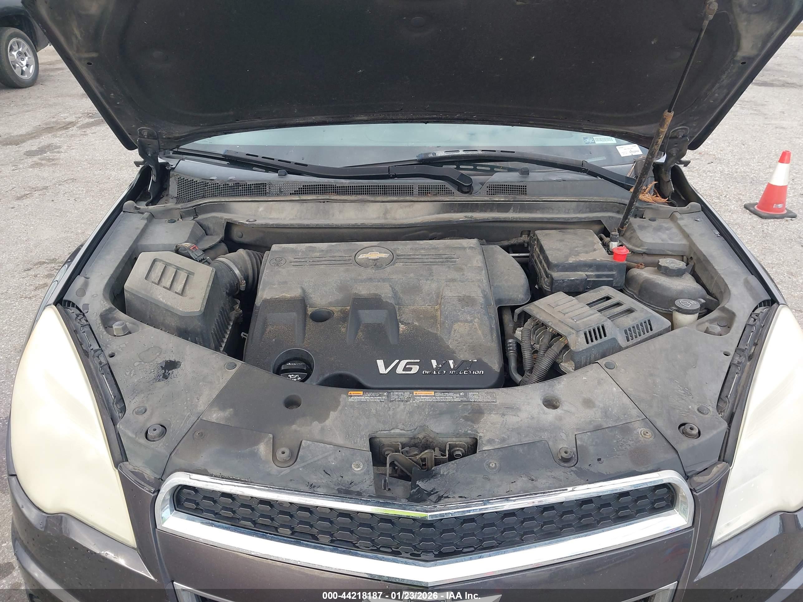 CHEVROLET EQUINOX image 10