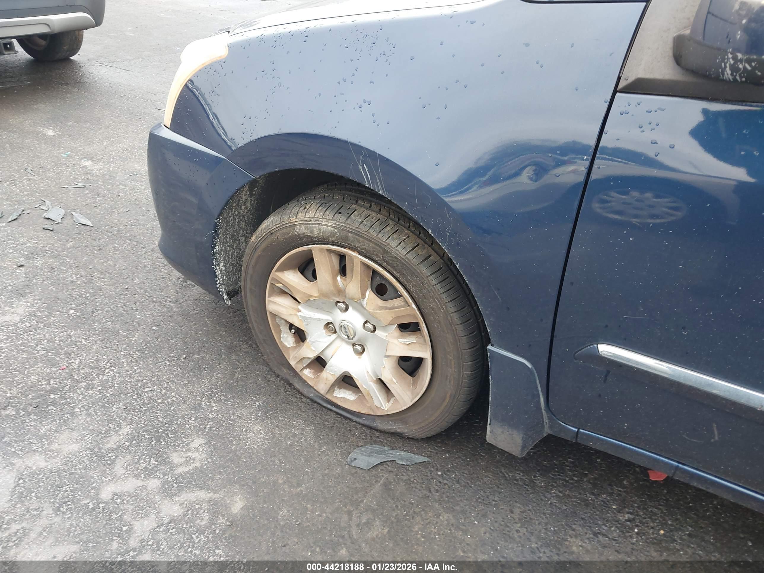 NISSAN SENTRA image 6