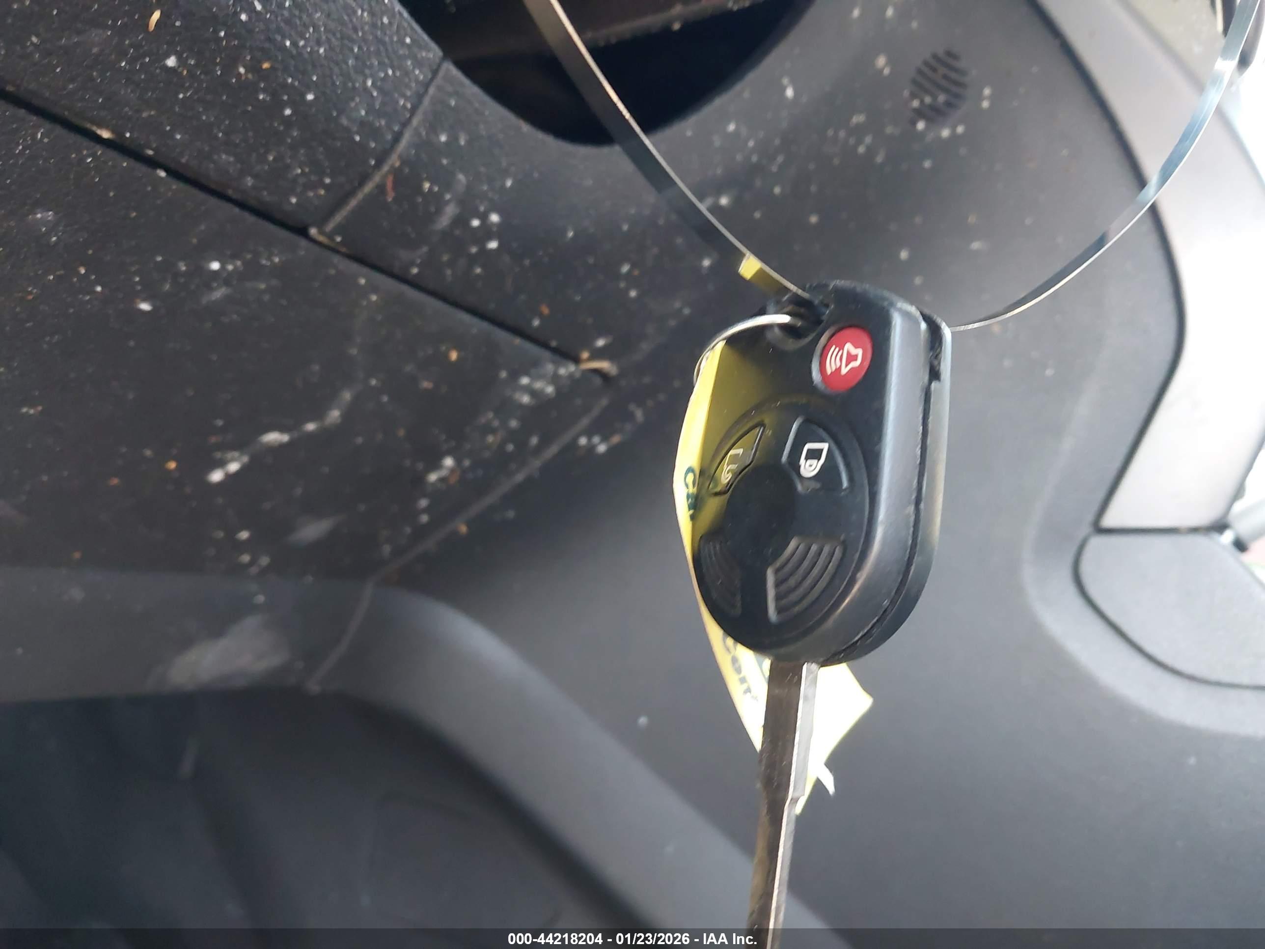 FORD ESCAPE image 11