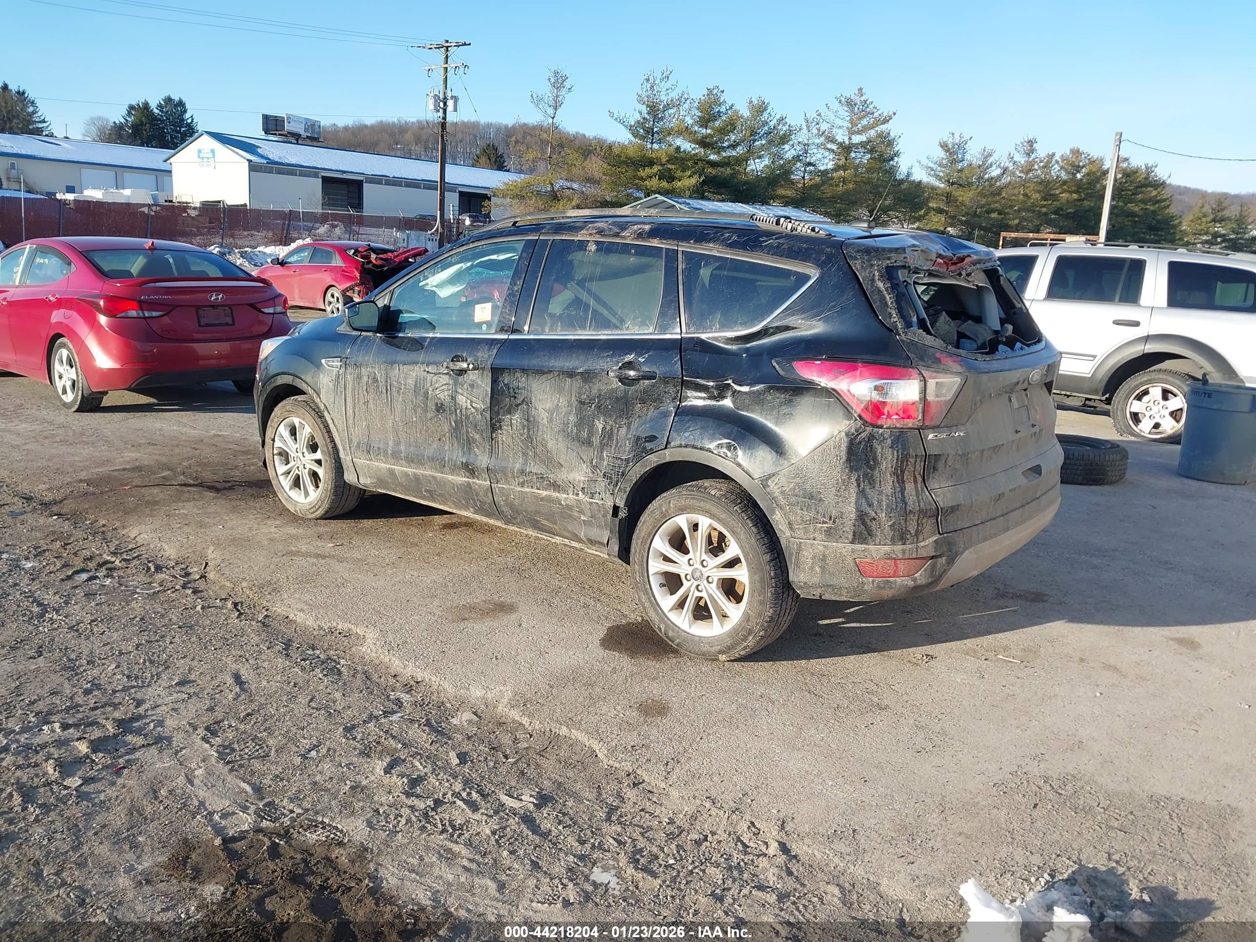 FORD ESCAPE image 3
