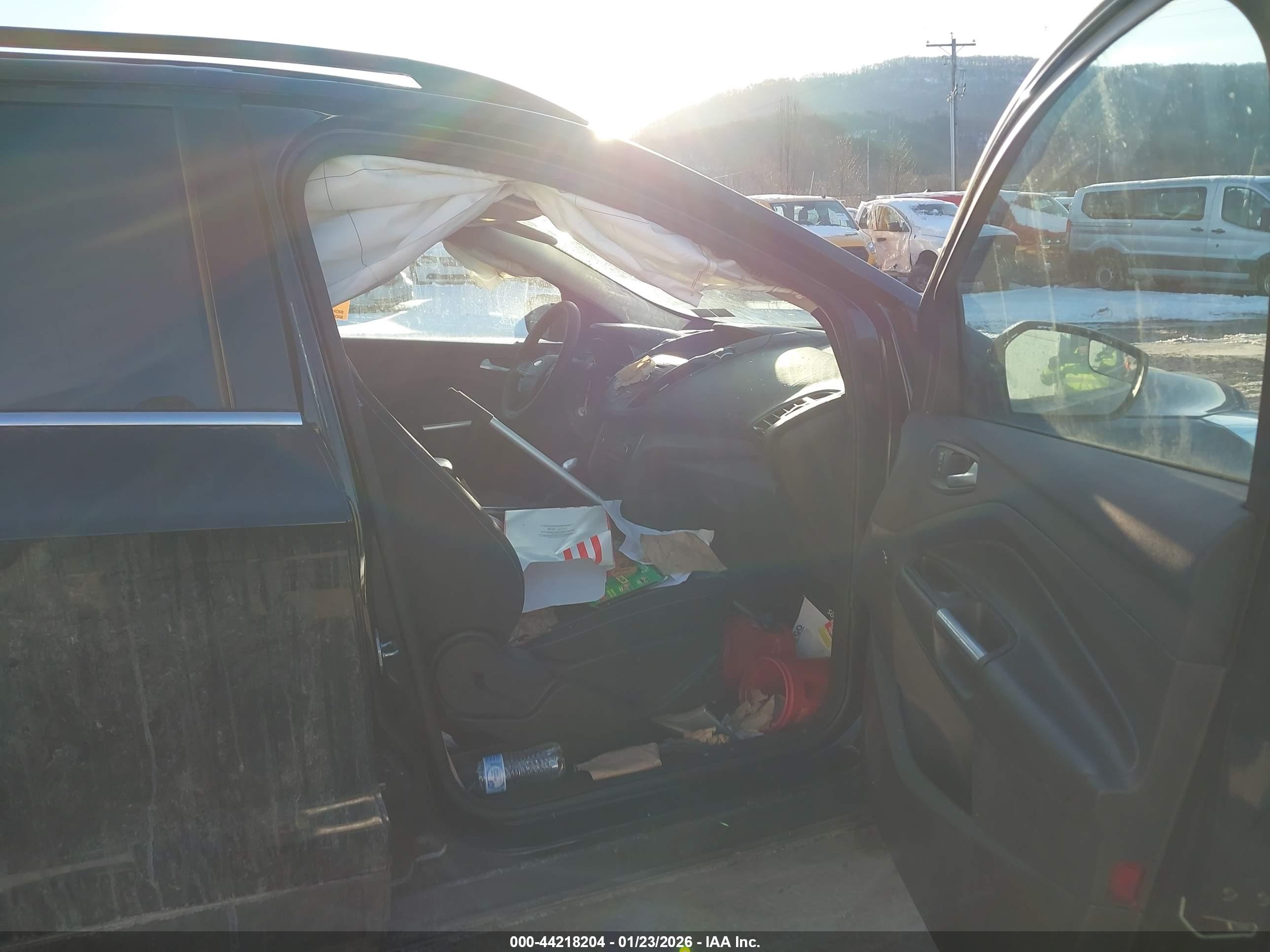 FORD ESCAPE image 5